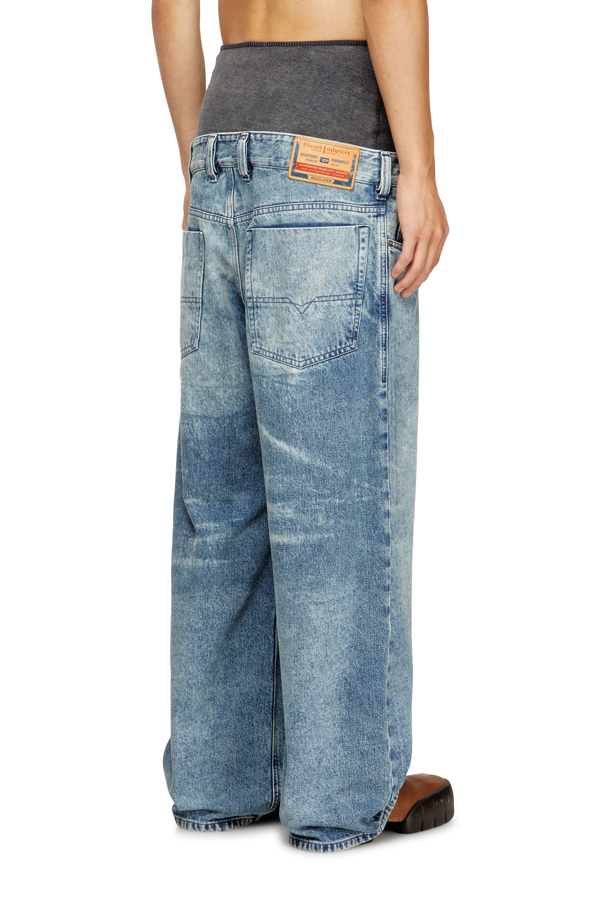 Diesel - Male's Relaxed Jeans D-Eni 09N97, ミディアムブルー - 4