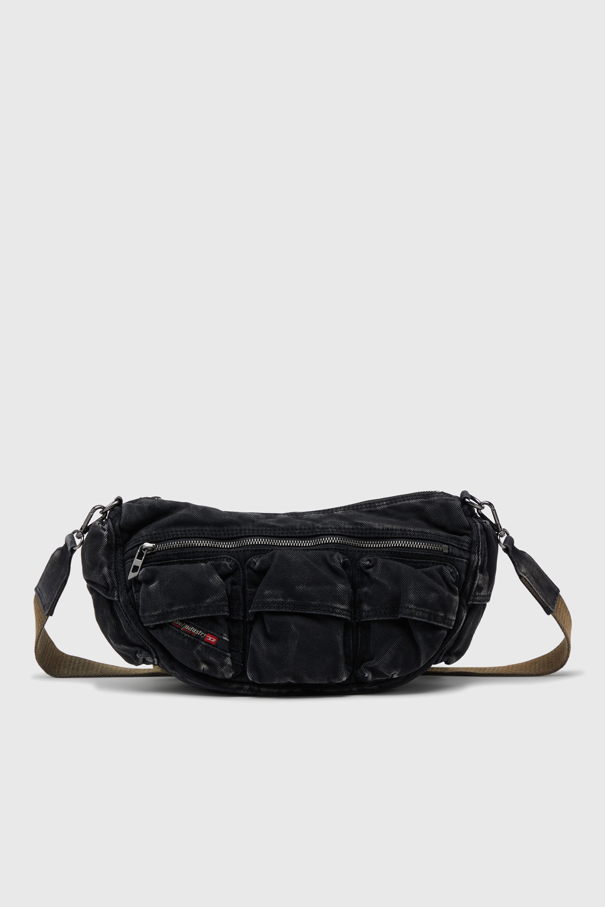 MULTI-PKTS SHOULDER BAG X ショルダーバッグ｜ブラック｜ウィメンズ