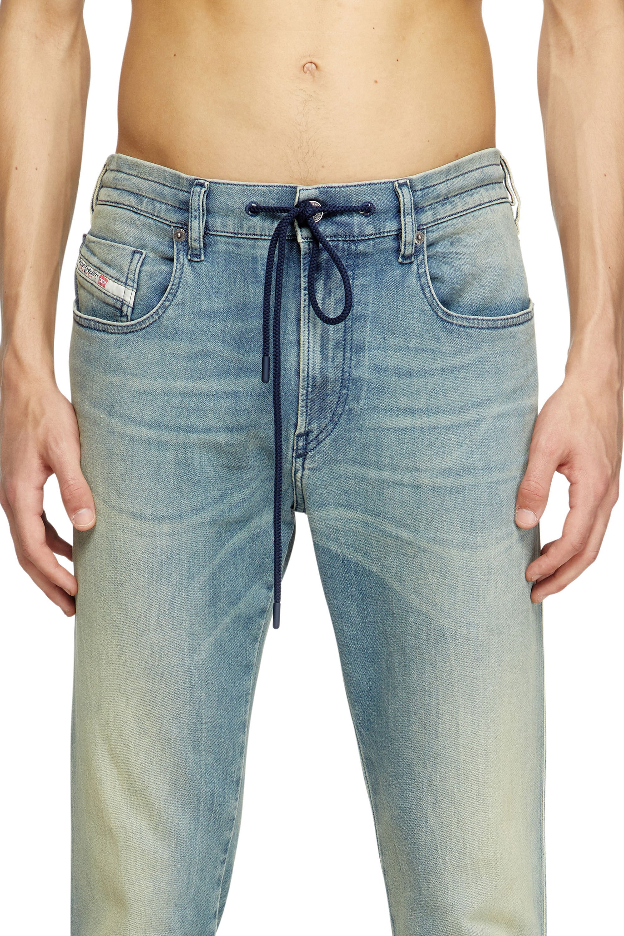 Diesel - Male's Slim 2062 D-Strukt Joggjeans® 09M31, ライトブルー - 4