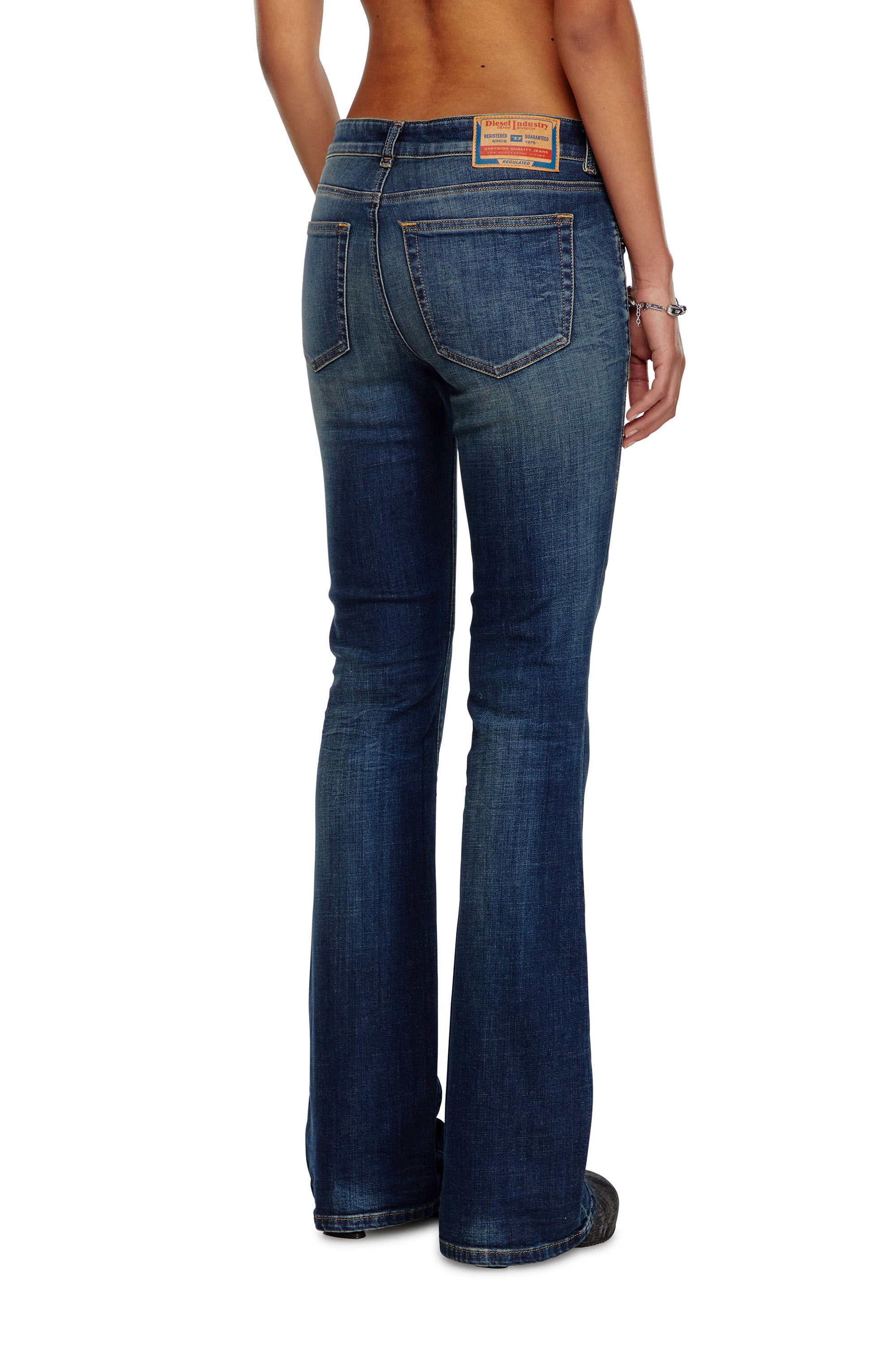 Diesel - Female's Bootcut Jeans 1969 D-Ebbey 09J20, ダークブルー - 5