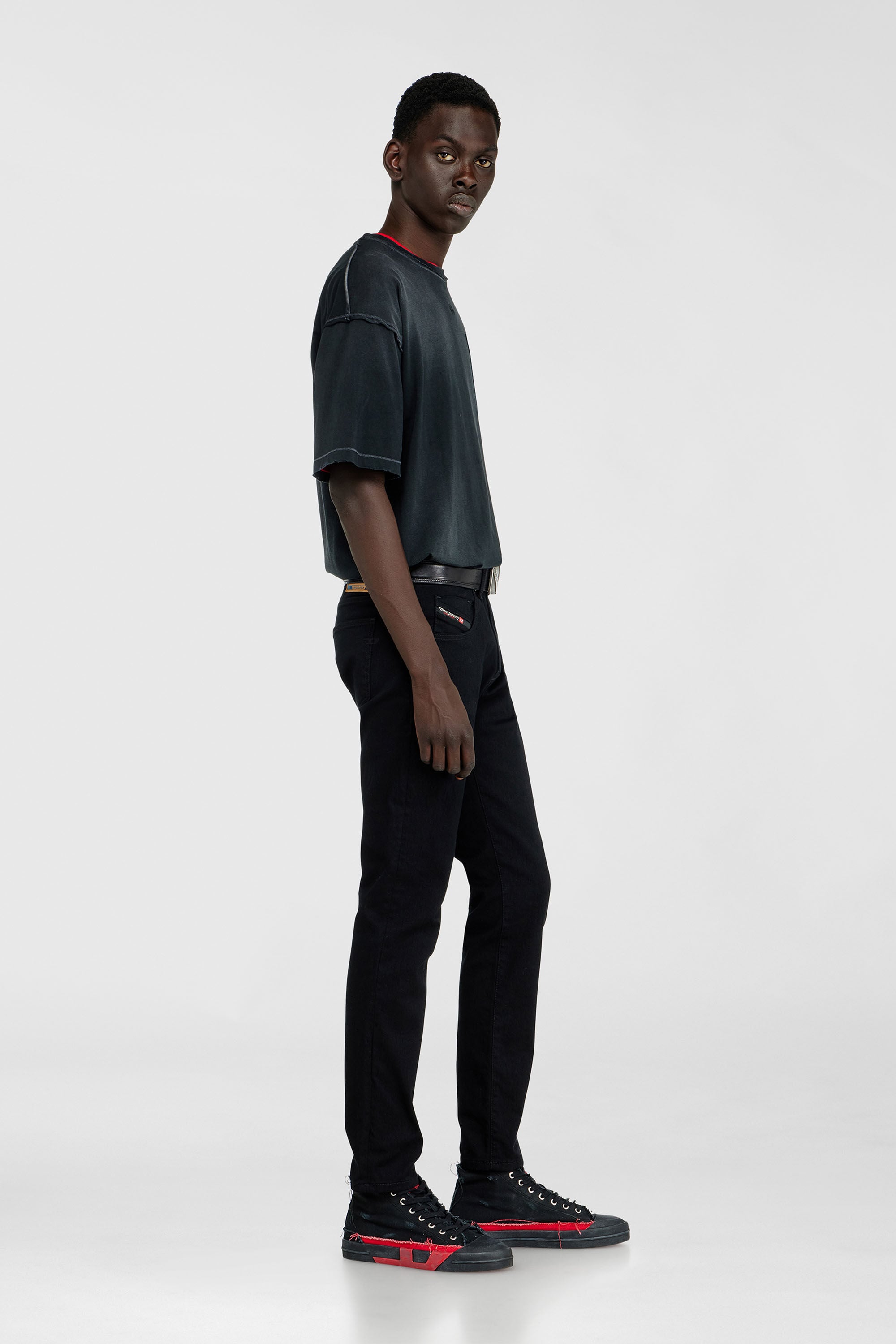 Diesel - Male's Slim Jeans 2019 D-Strukt 069YP, ブラック/ダークグレー - 2
