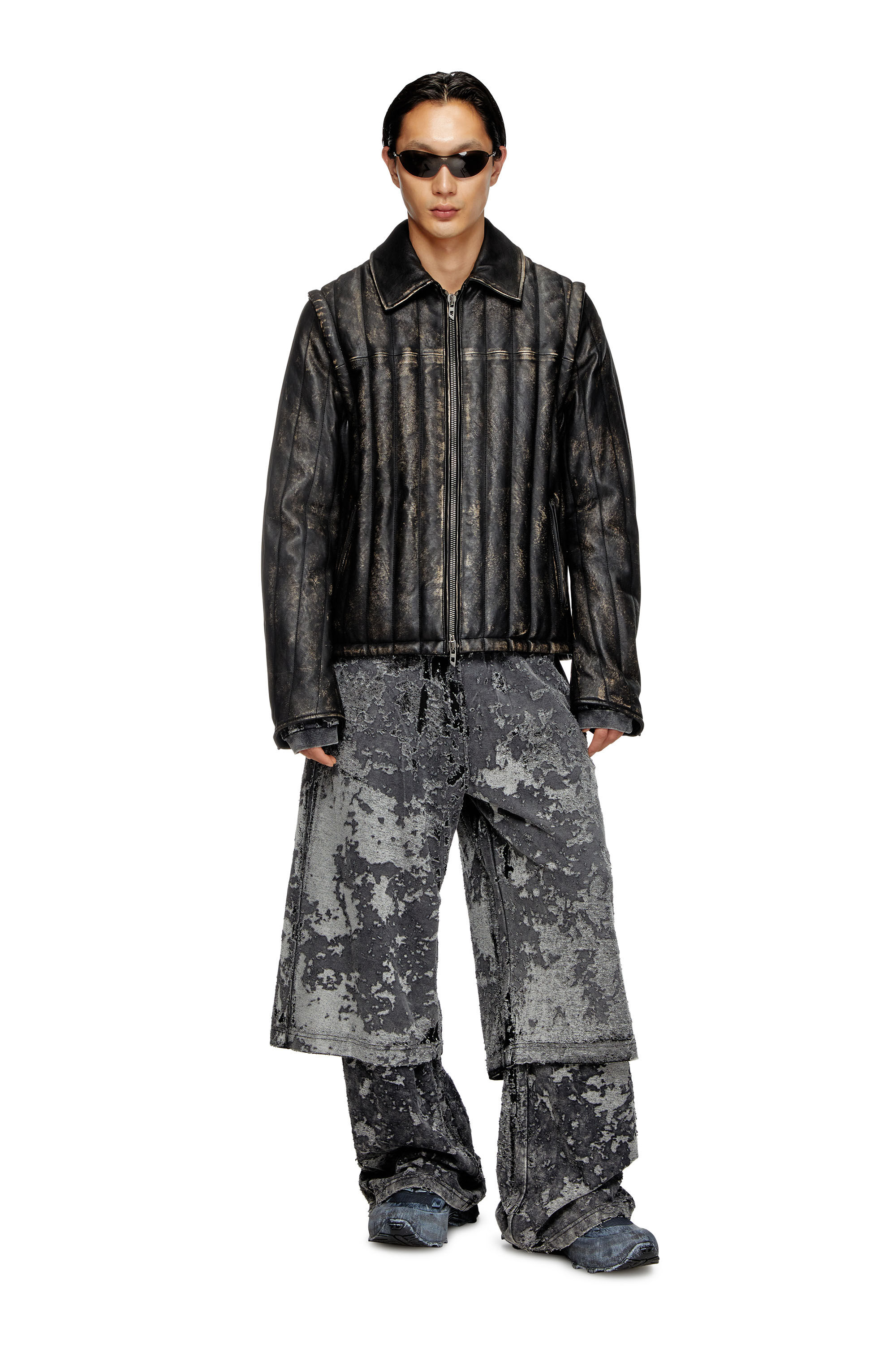 Diesel - L-ALBERT, Male's Distressed quilted leather jacket/vest in ブラック - 1