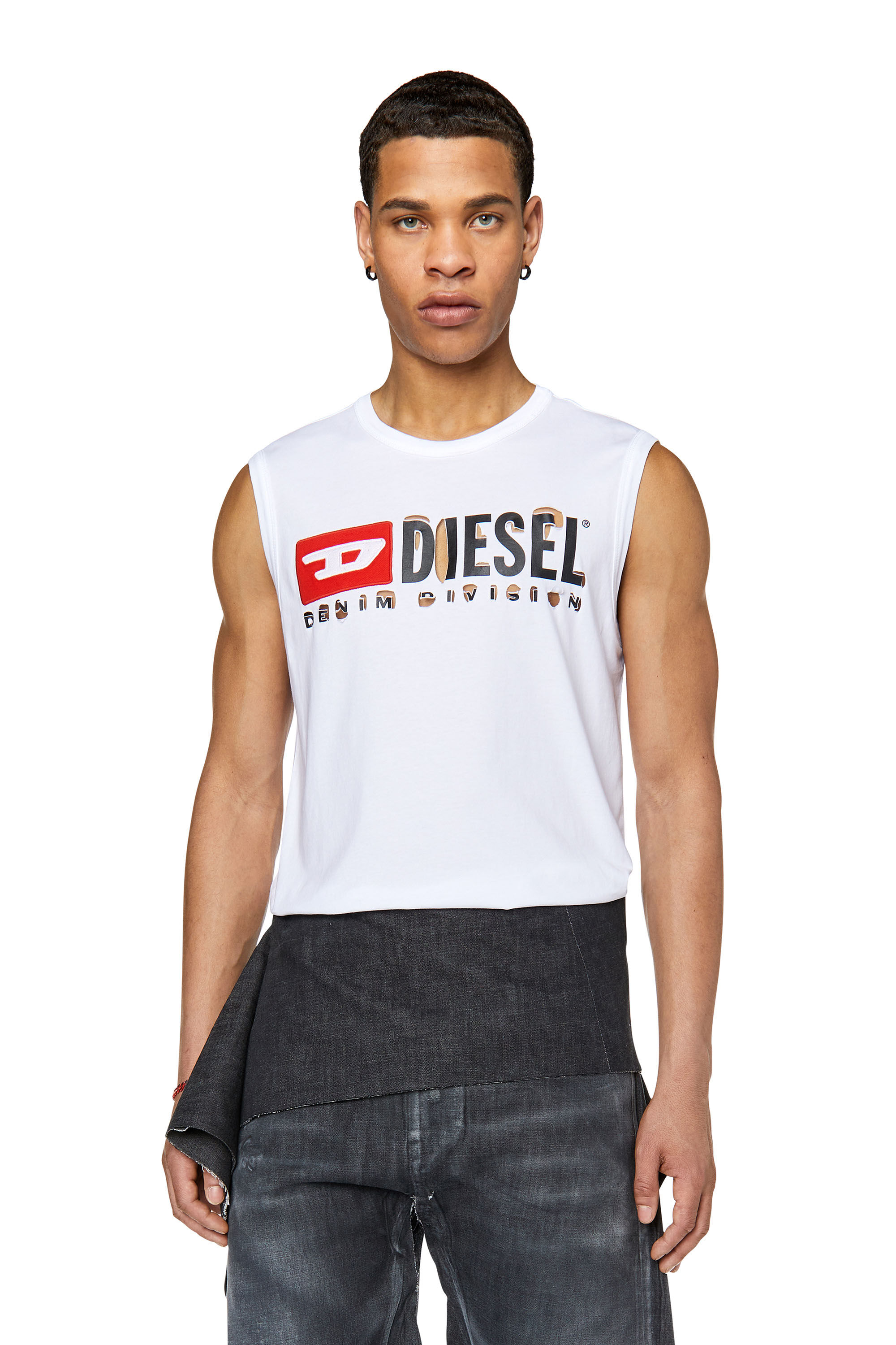 Diesel - T-BISCO-DIVSTROYED, Male's ノースリーブ Tシャツ ビンテージロゴ デストロイド加工 in ホワイト - 2