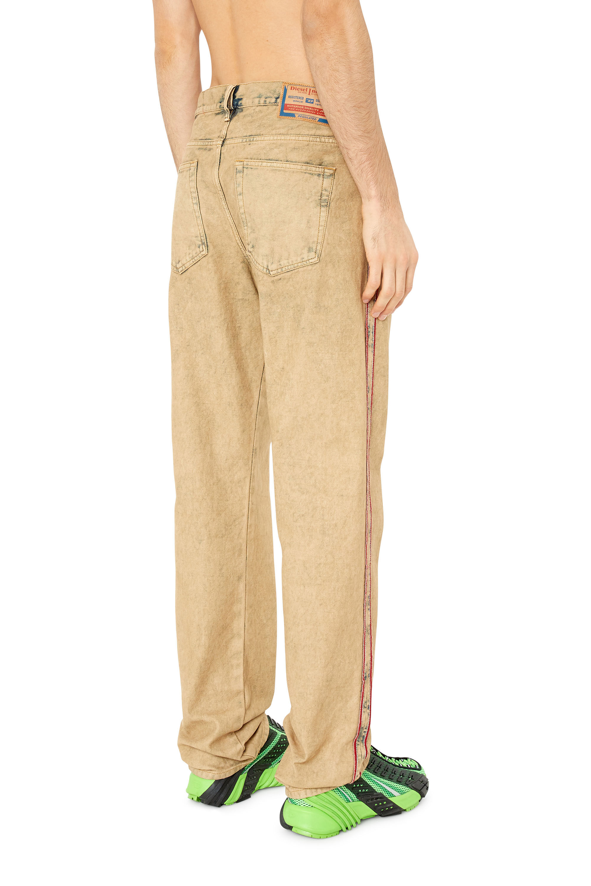 Diesel - Straight Jeans 2020 D-Viker 09F22, Male's 23SS デニムパンツ ストレート レギュラーフィット in ベージュ - 5
