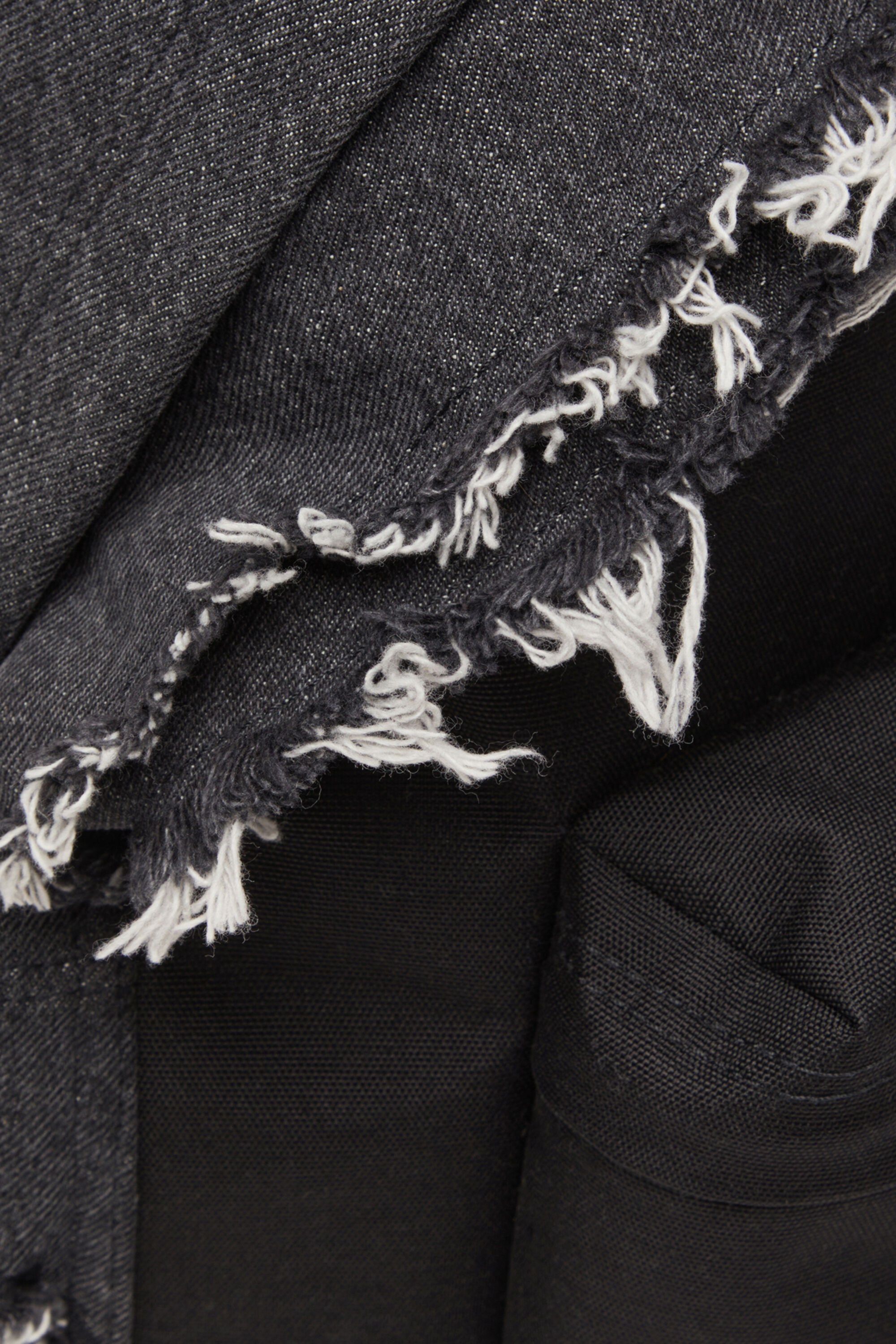 DAYRページ WMNS NIKE BLAZER MID 77 NEXT NATURE BLACK-WHITE SZ 11 [DO1344-001