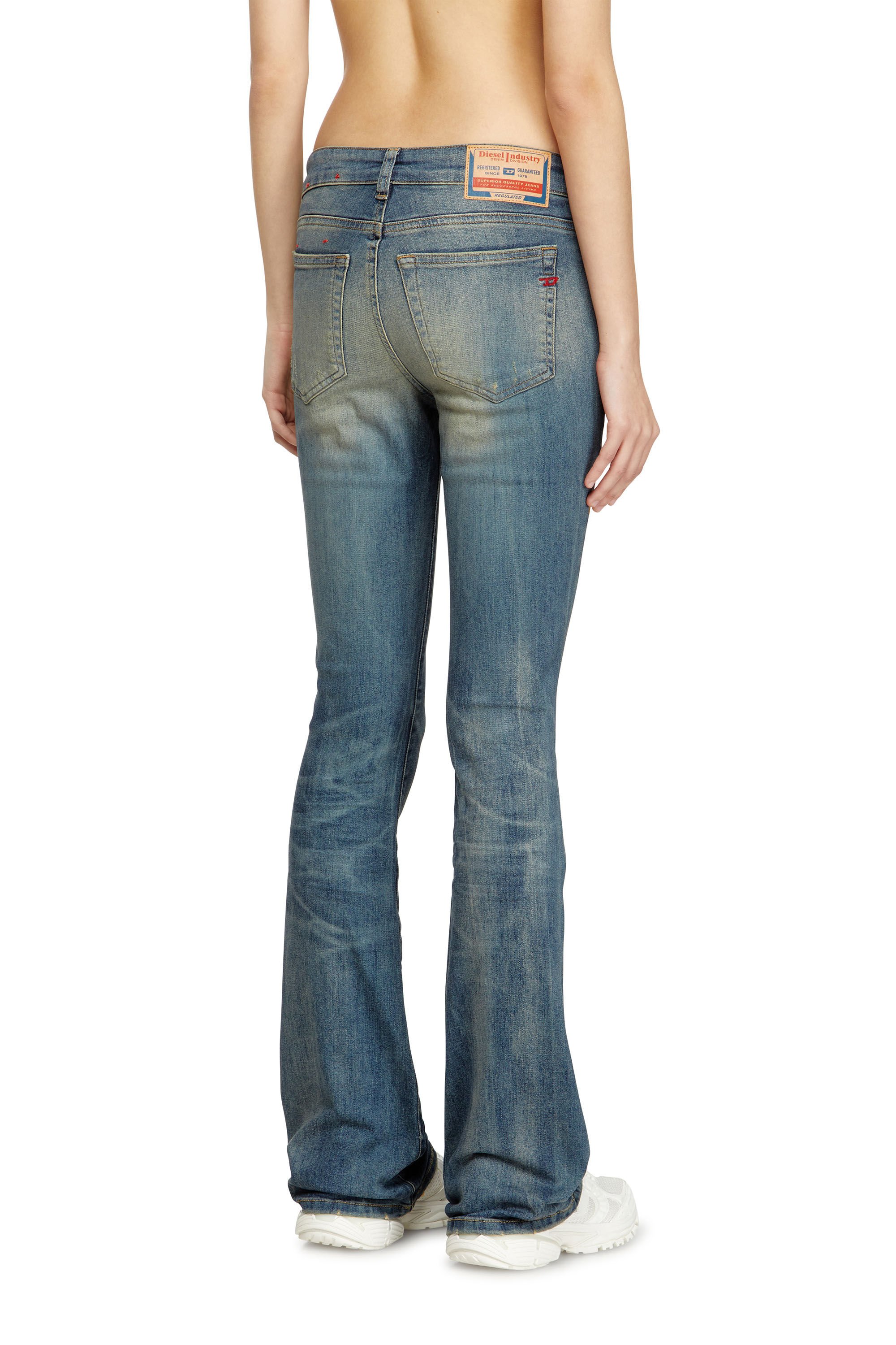 Diesel - Female's Bootcut Jeans 1969 D-Ebbey 0ADBP, ミディアムブルー - 5