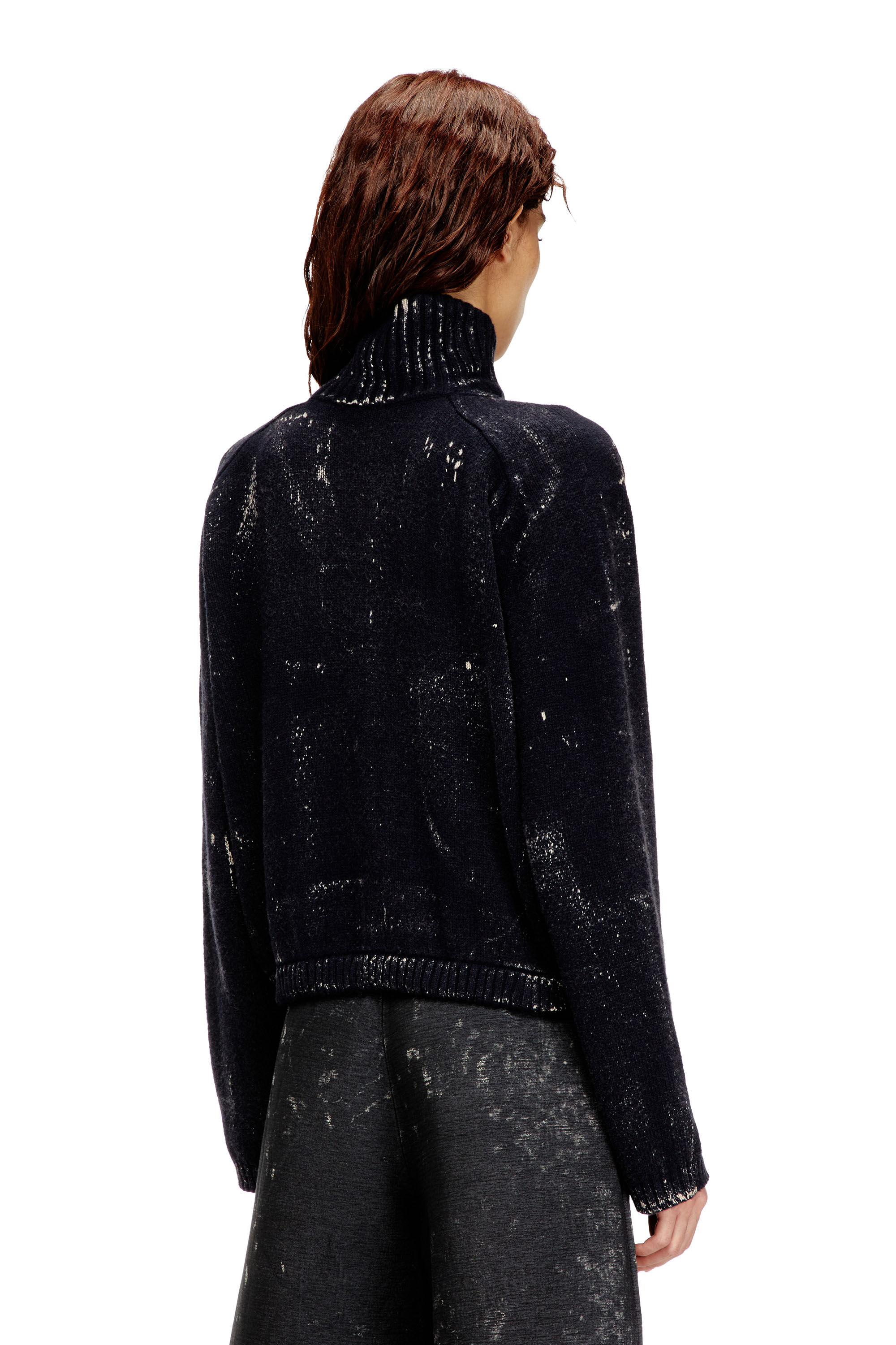 極美品　現行　DIESEL プレートロゴ　ブラック リブニット 長袖　人気　M DIESEL - 【新品】diesel ディーゼル ロゴプレート ニット 長袖の通販