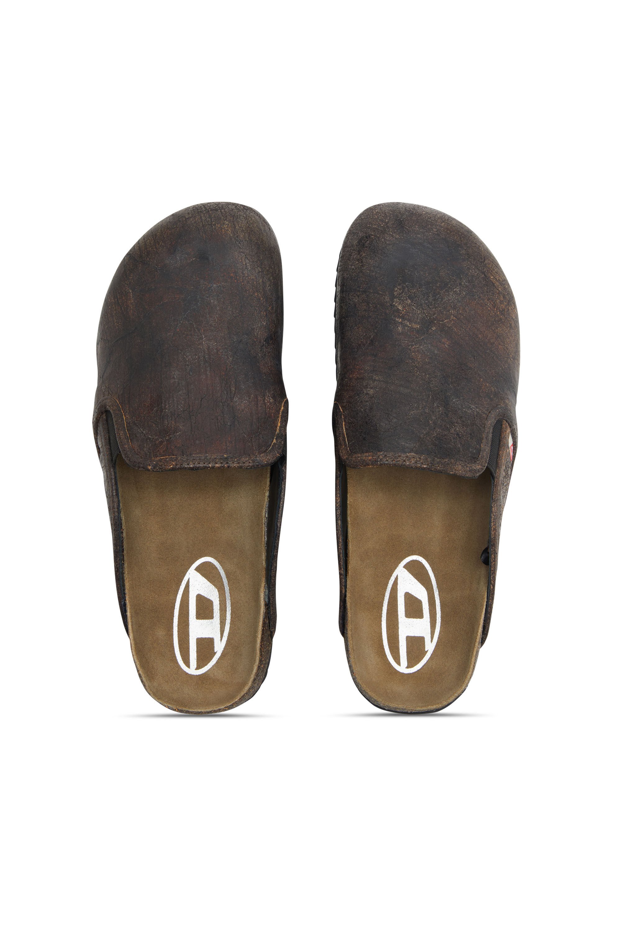 Diesel - D-WOODSTOCK SLIP-ON, Male's D-Woodstock-Clogs in crackle-effect suede in ブラウン - 5