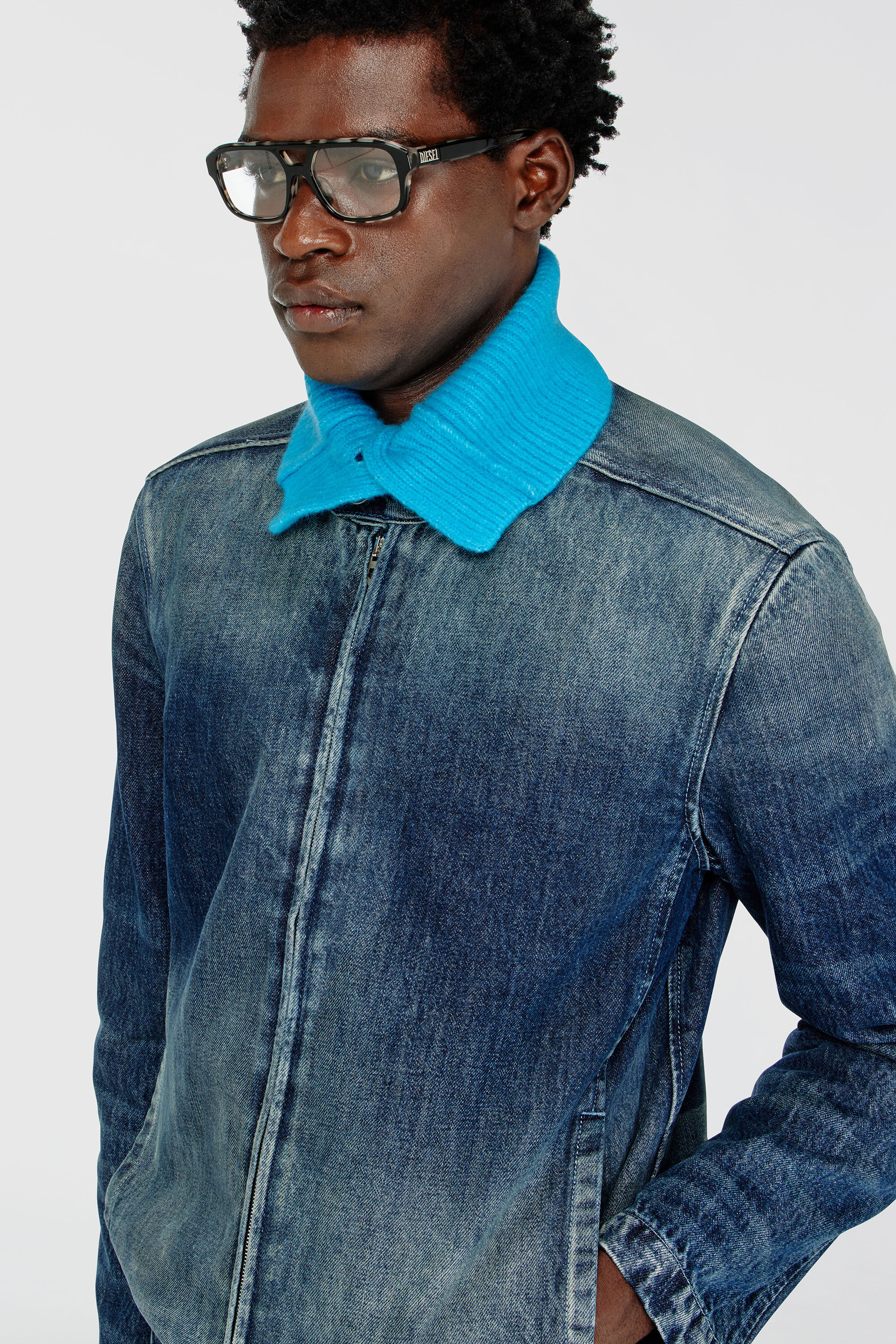 Diesel - D-GLORY-FSJ, Male's Jeans - in ダークブルー - 4