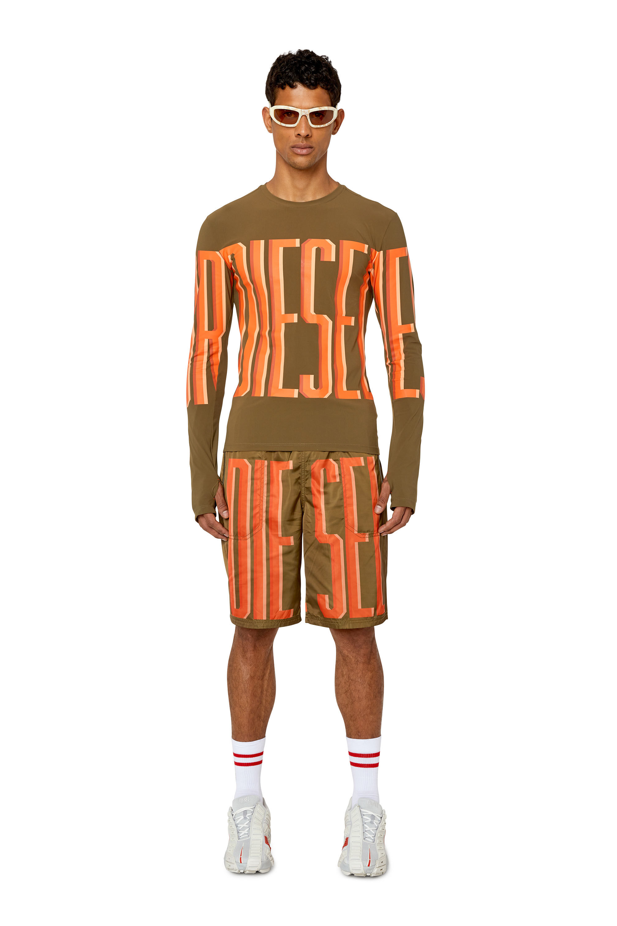 Diesel - AMTEE-LAUREN-WT17, Male's トレーニング Tシャツ 長そで DIESEL SPORT in グリーン - 1