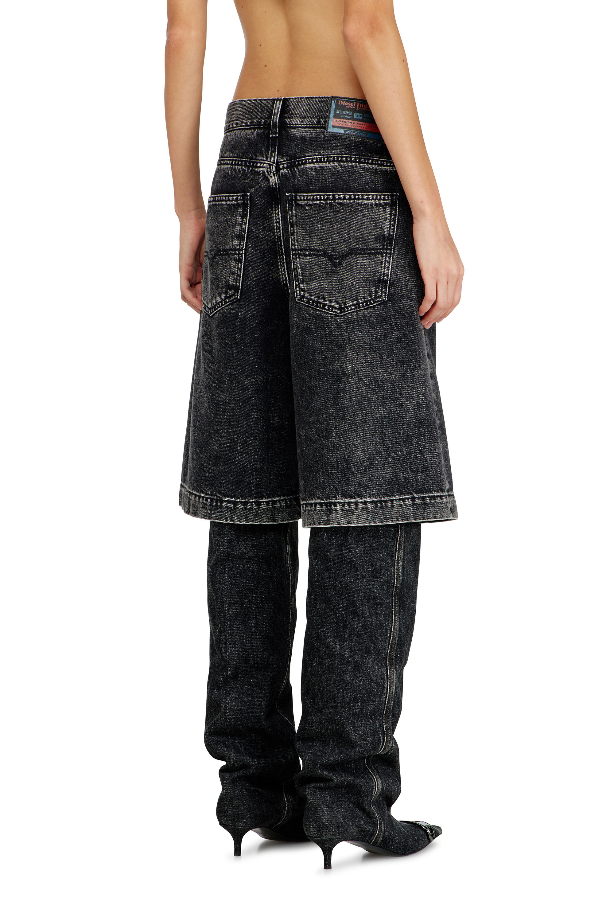 Diesel - DE-SIRE-SHORT-S2, Female's デニムショートパンツ in ダークグレー - 4