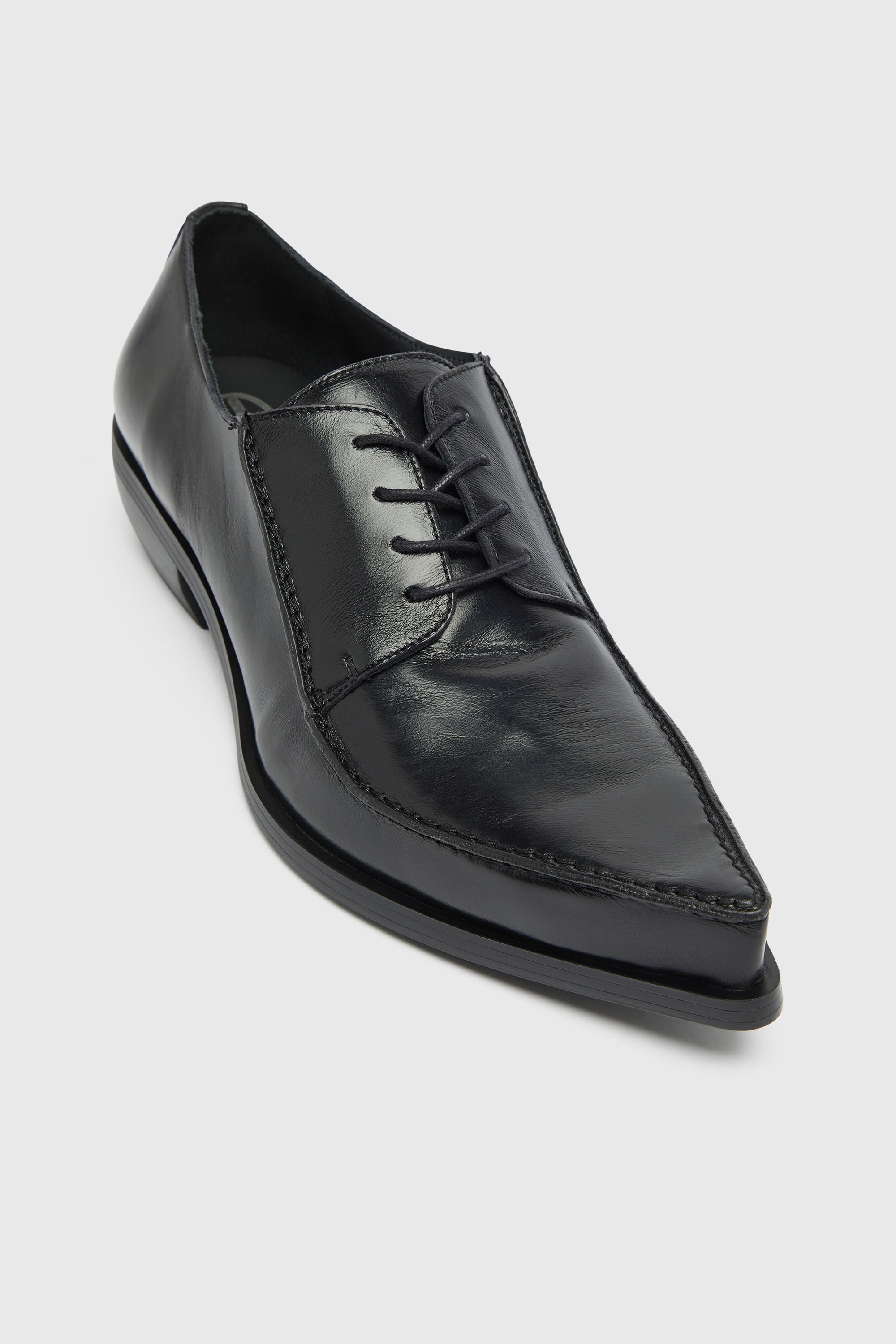 Diesel - D-FRIDO-30-SC, Male's D-Frido-Derby shoes in leather in null - 6