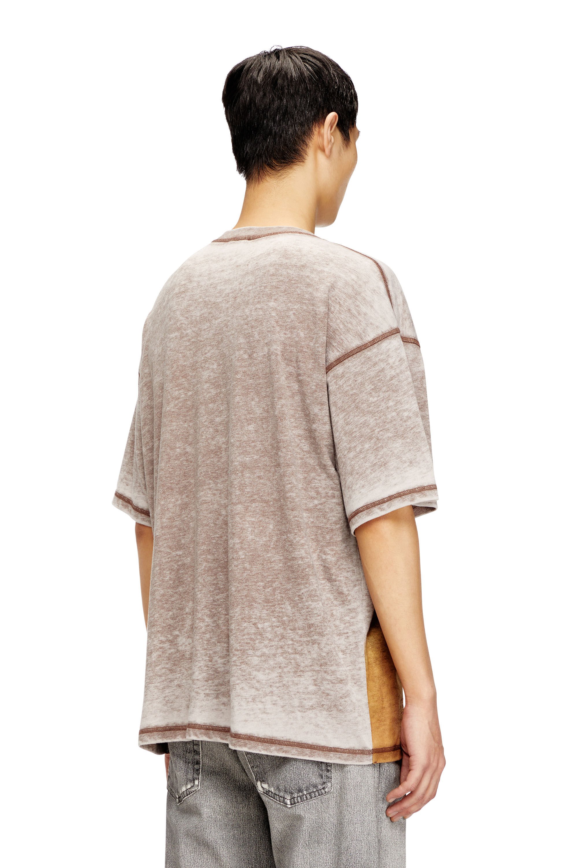 Diesel - T-BOXT-V12, Male's Tシャツ in ライトブラウン - 4