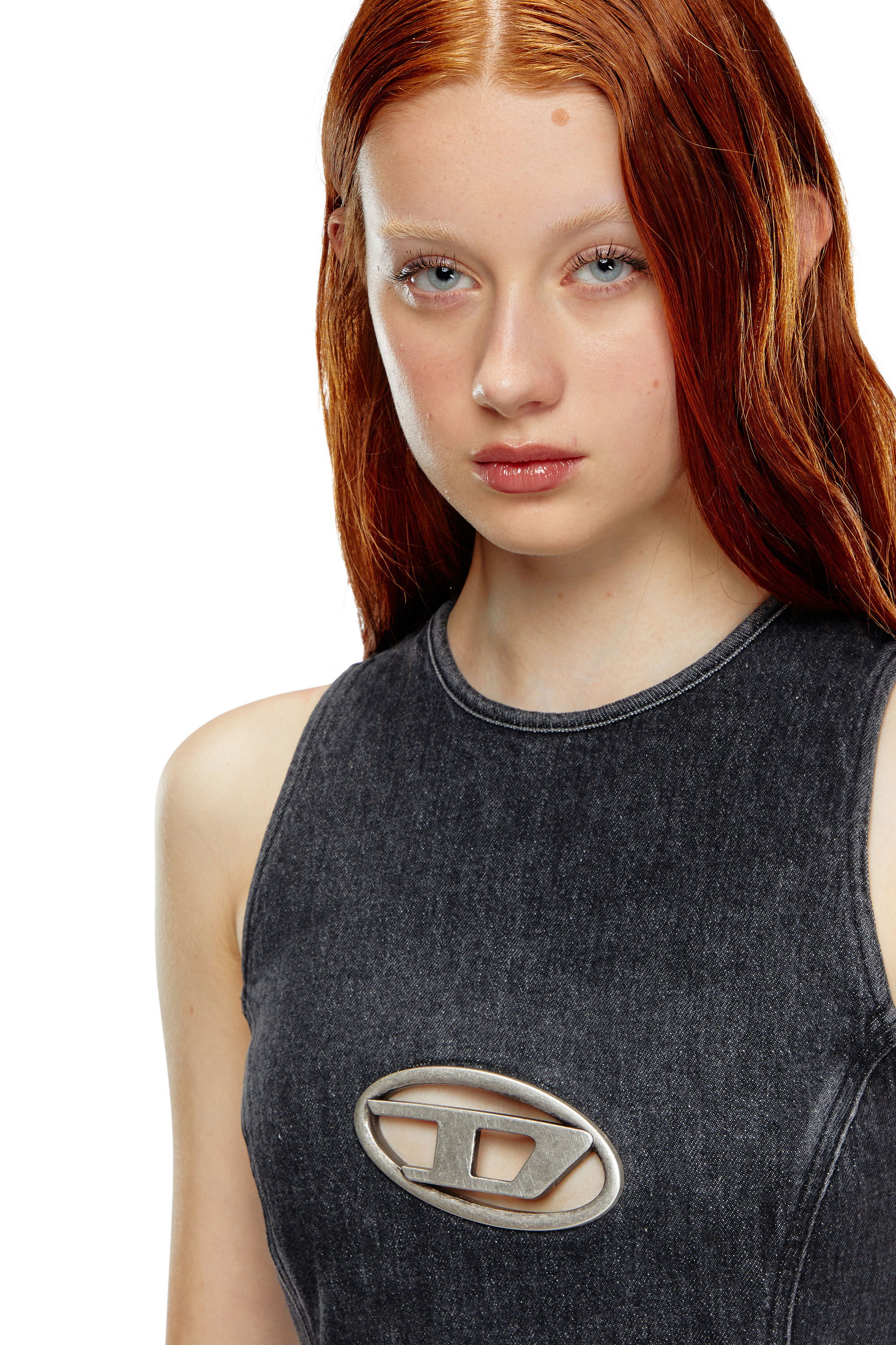 Diesel - DE-FERRIZ-FSD, Female's Denim mini dress with Oval D plaque in ブラック - 4