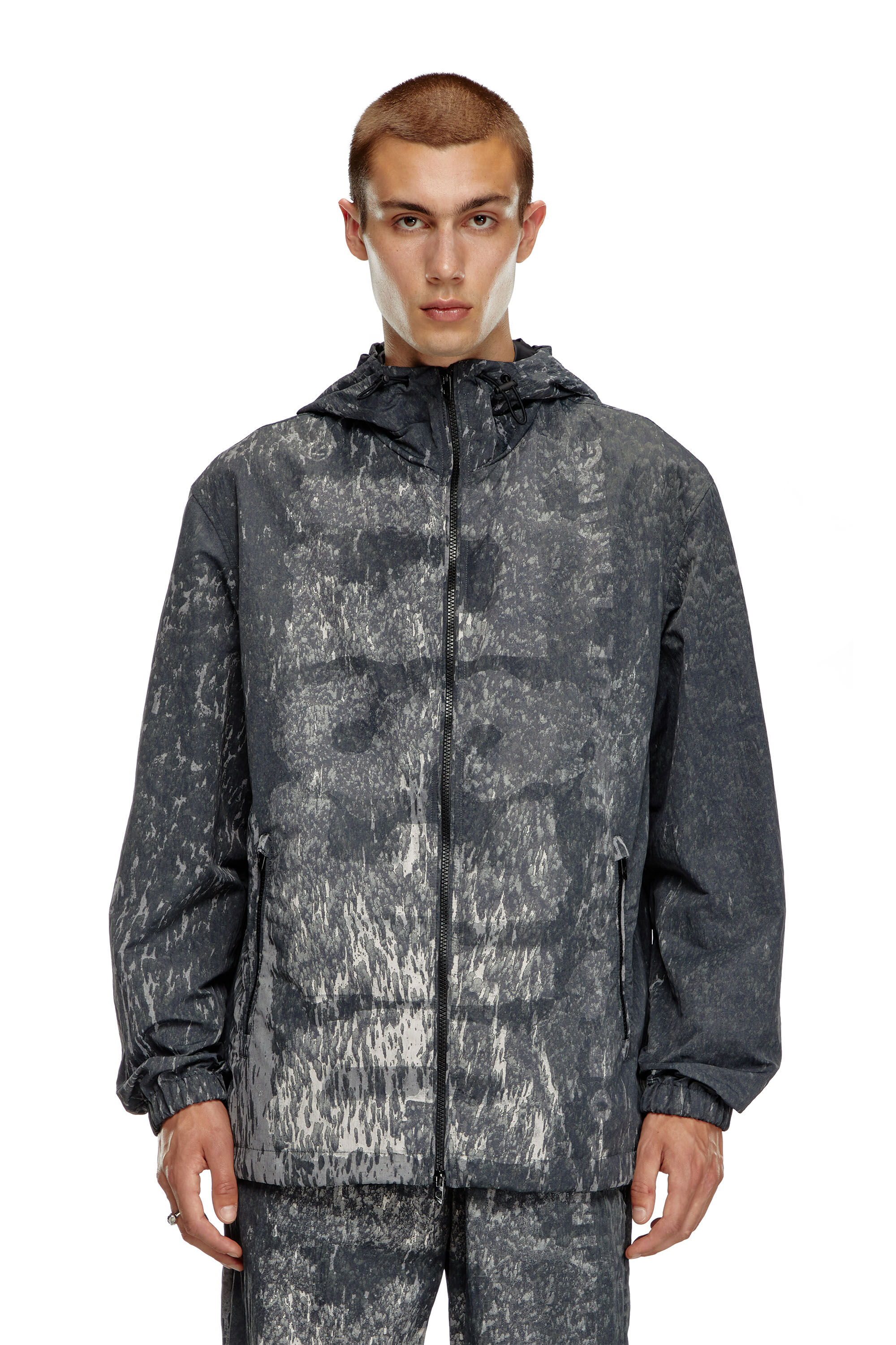 J-BRICK Hooded windbreaker with Rain Camo print｜ブラック｜メンズ｜DIESEL