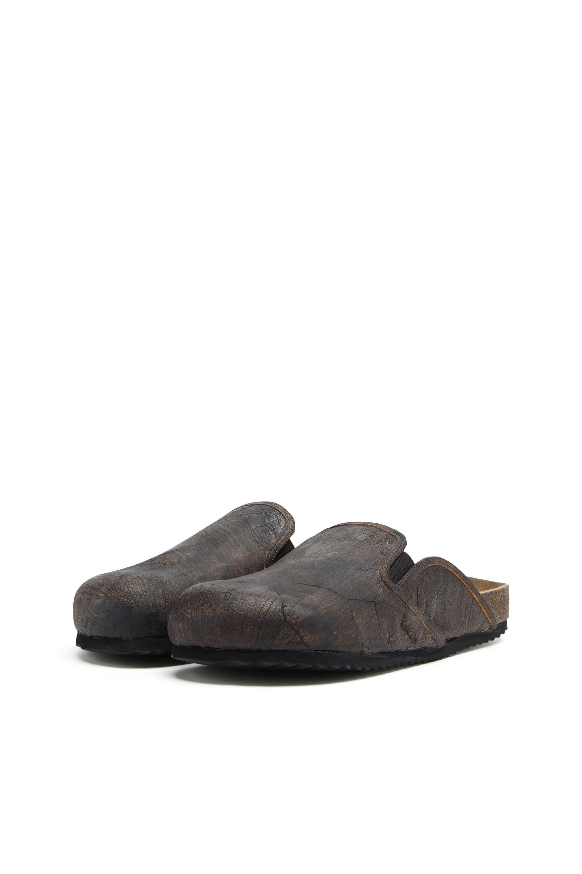 Diesel - D-WOODSTOCK SLIP-ON, Male's D-Woodstock-Clogs in crackle-effect suede in ブラウン - 8