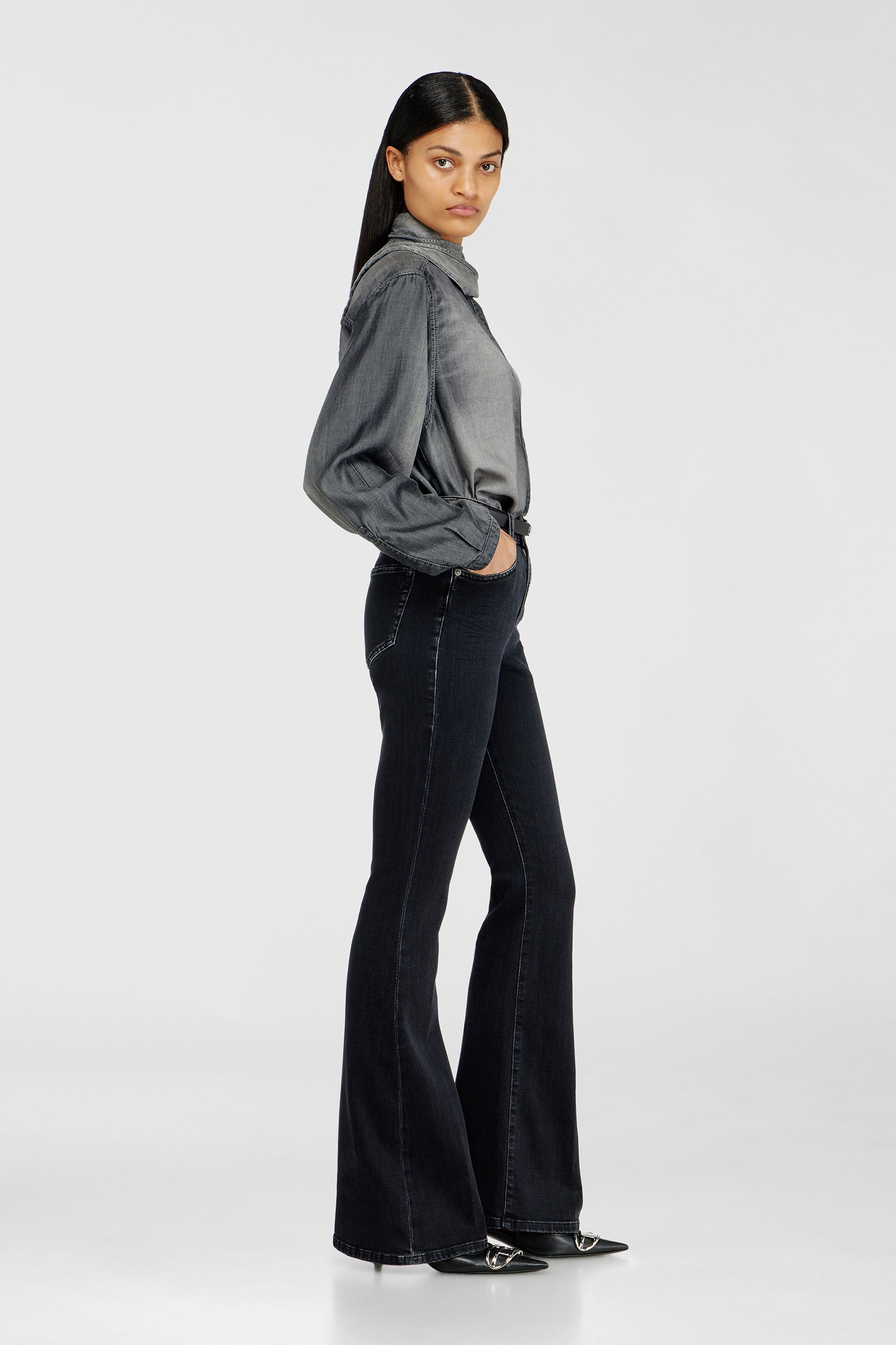 Diesel - Female's Bootcut Jeans 1973 D-Partt 09P75, ブラック/ダークグレー - 1