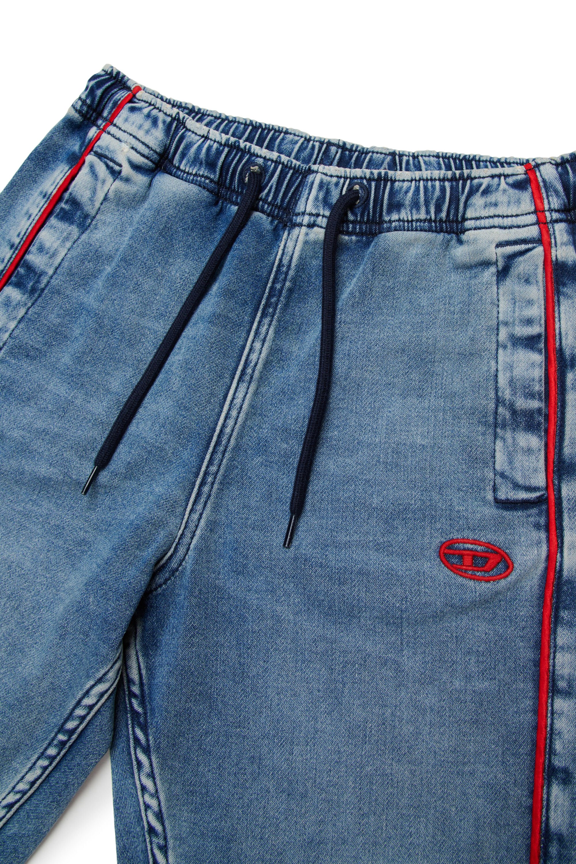 Diesel - D-AXOR-SHORT-J JJJ, Male's ジョグ ショートパンツ in ミディアムブルー - 3