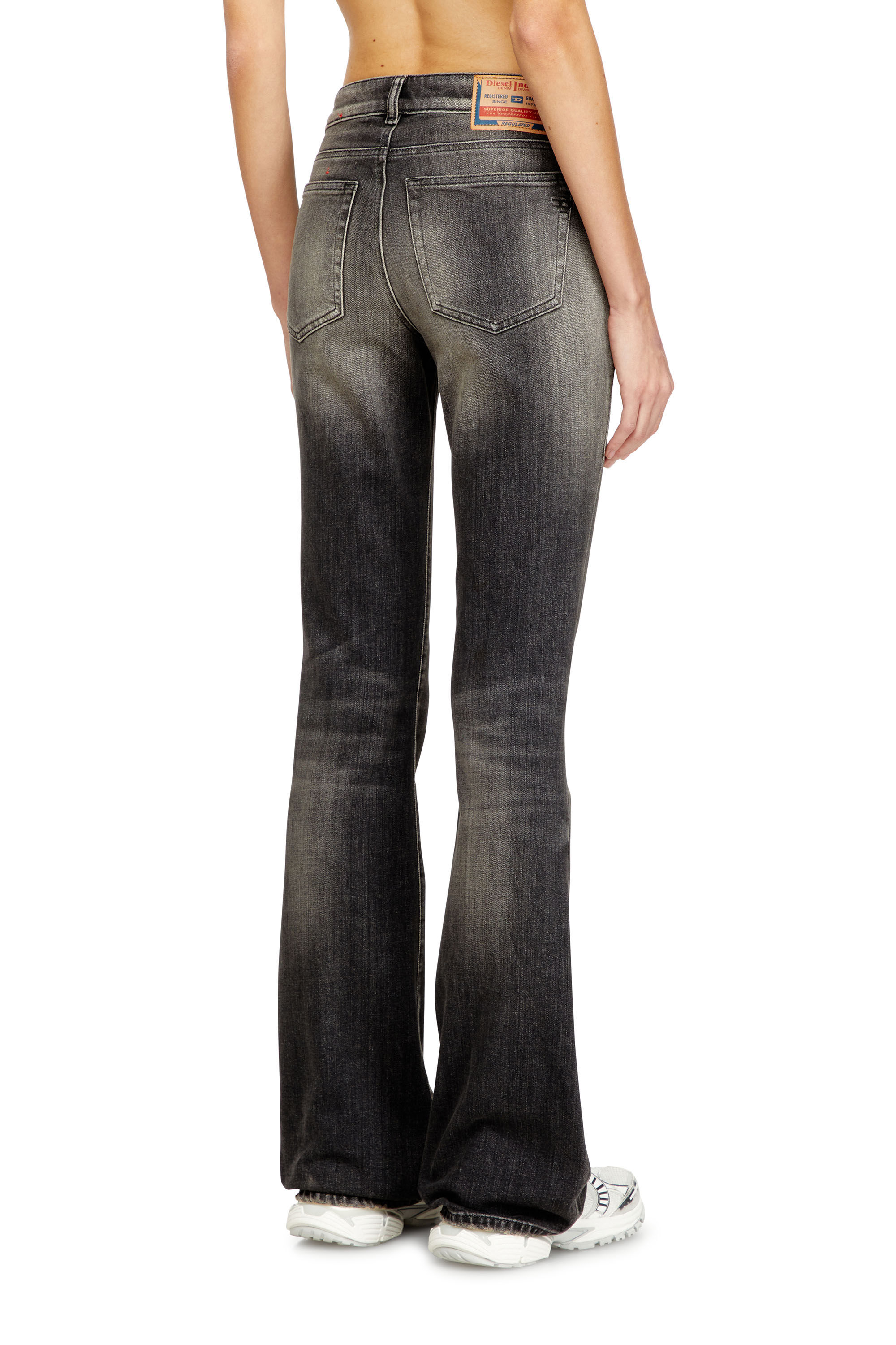 Diesel - Female's Bootcut Jeans 1969 D-Ebbey 09N16, グレー - 5