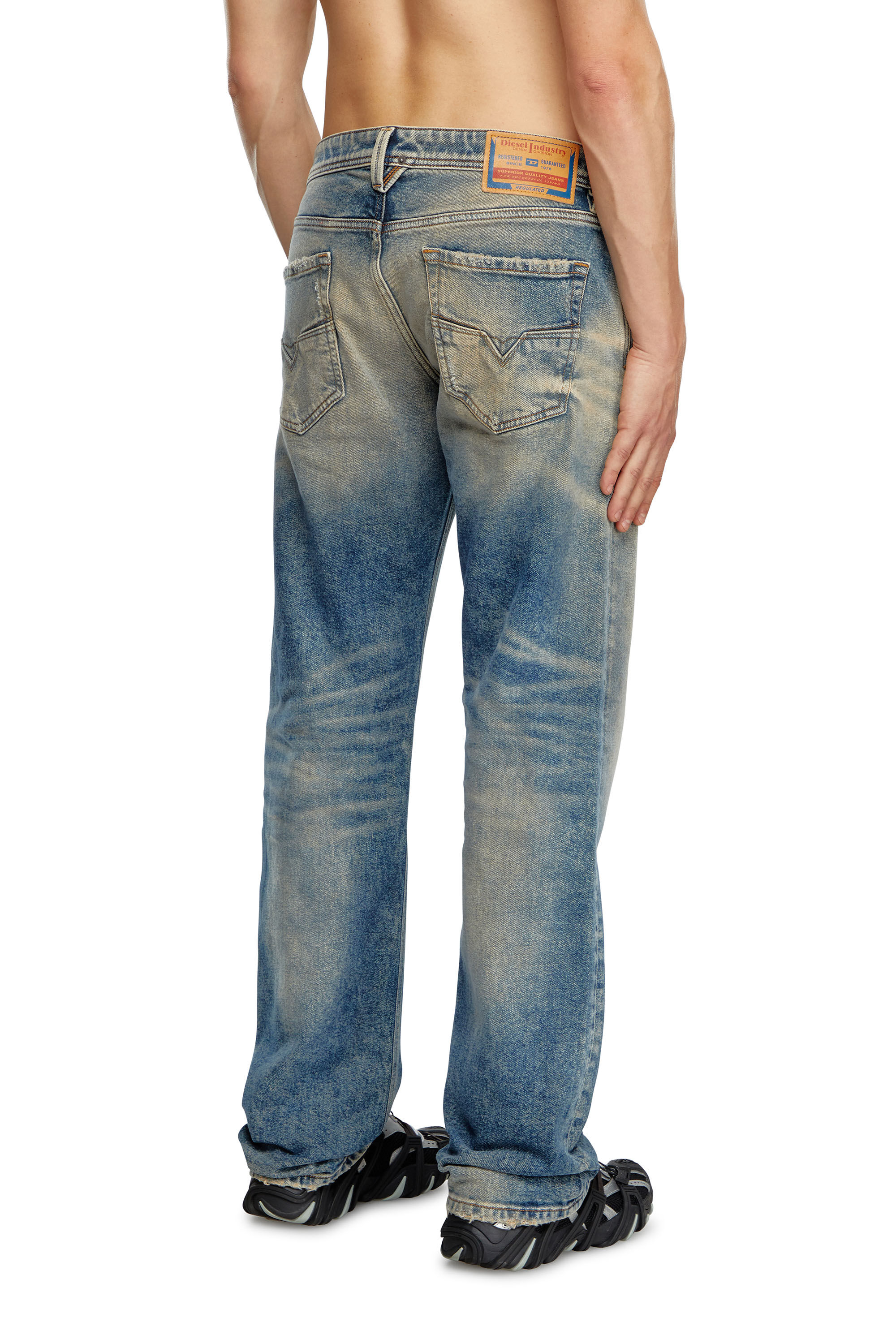 Diesel - Male's Regular Jeans 1985 Larkee 09K32, ミディアムブルー - 4