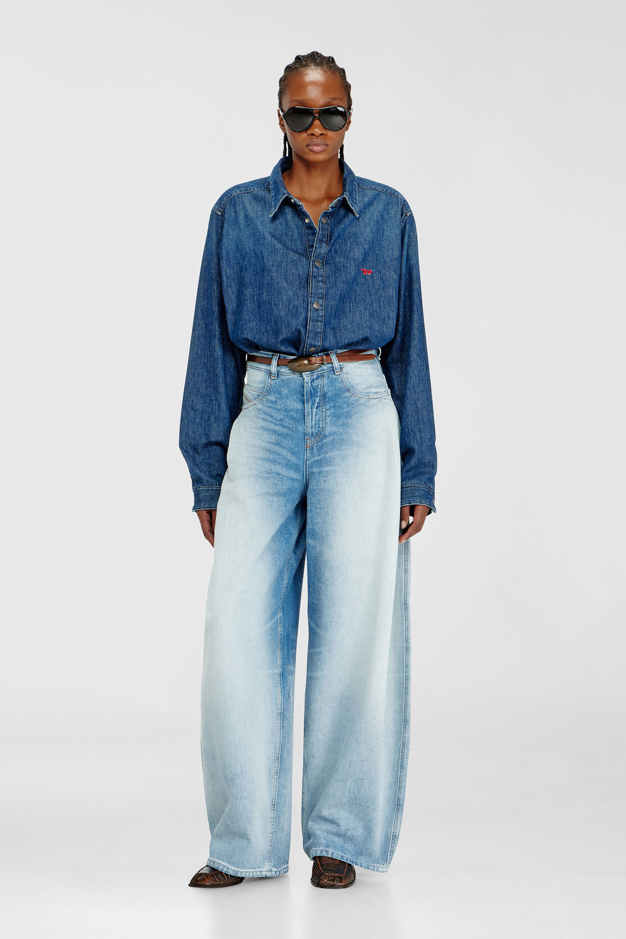 Diesel - Female's Relaxed Jeans 1987 D-Khelz 007EE, ライトブルー - 1
