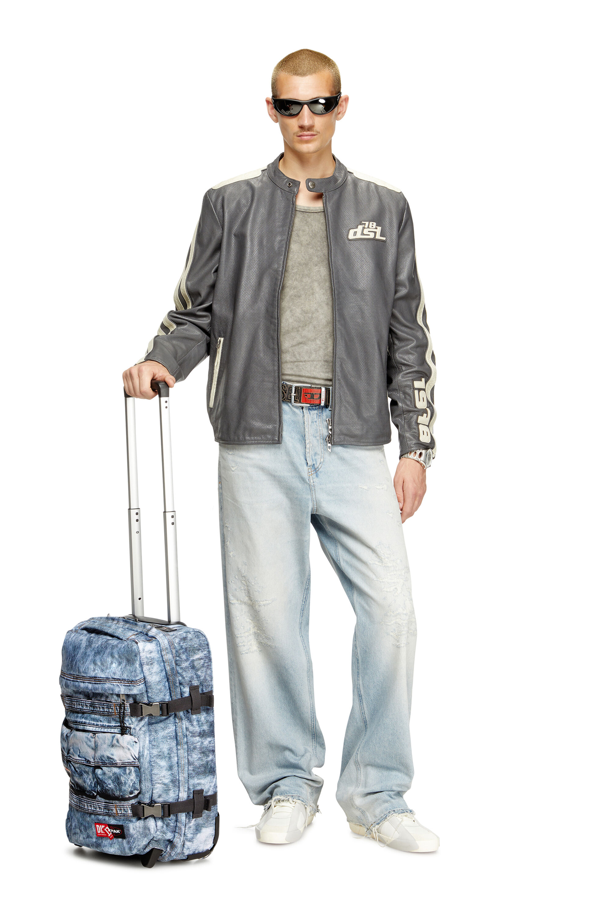 Diesel - DIESEL TRANSIT'R S, Unisex's Cabin bag in trompe l'oeil denim in ブルー - 7