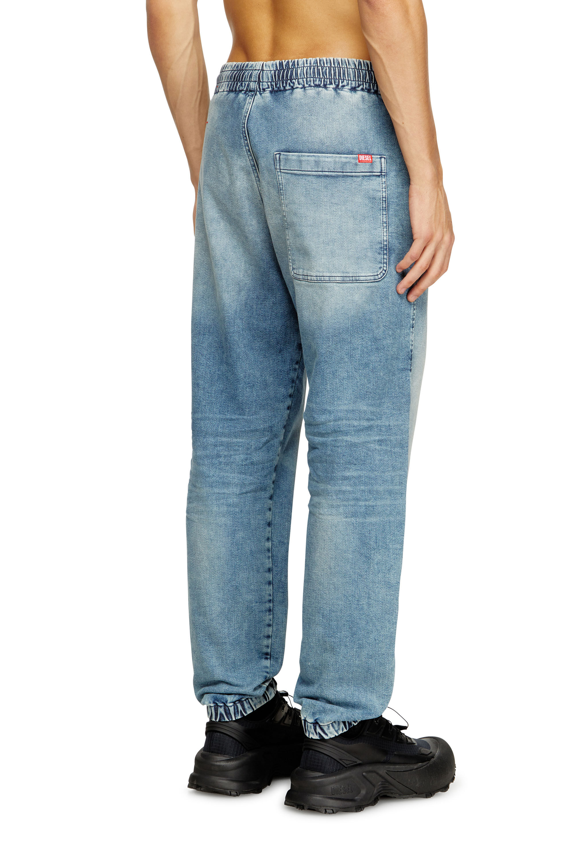 国内直営【DIESEL】slim d-labb track denim 09m32 デニムパンツ スリム D-Labb Track denim | ライトブルー | ウィメンズ | DIESEL
