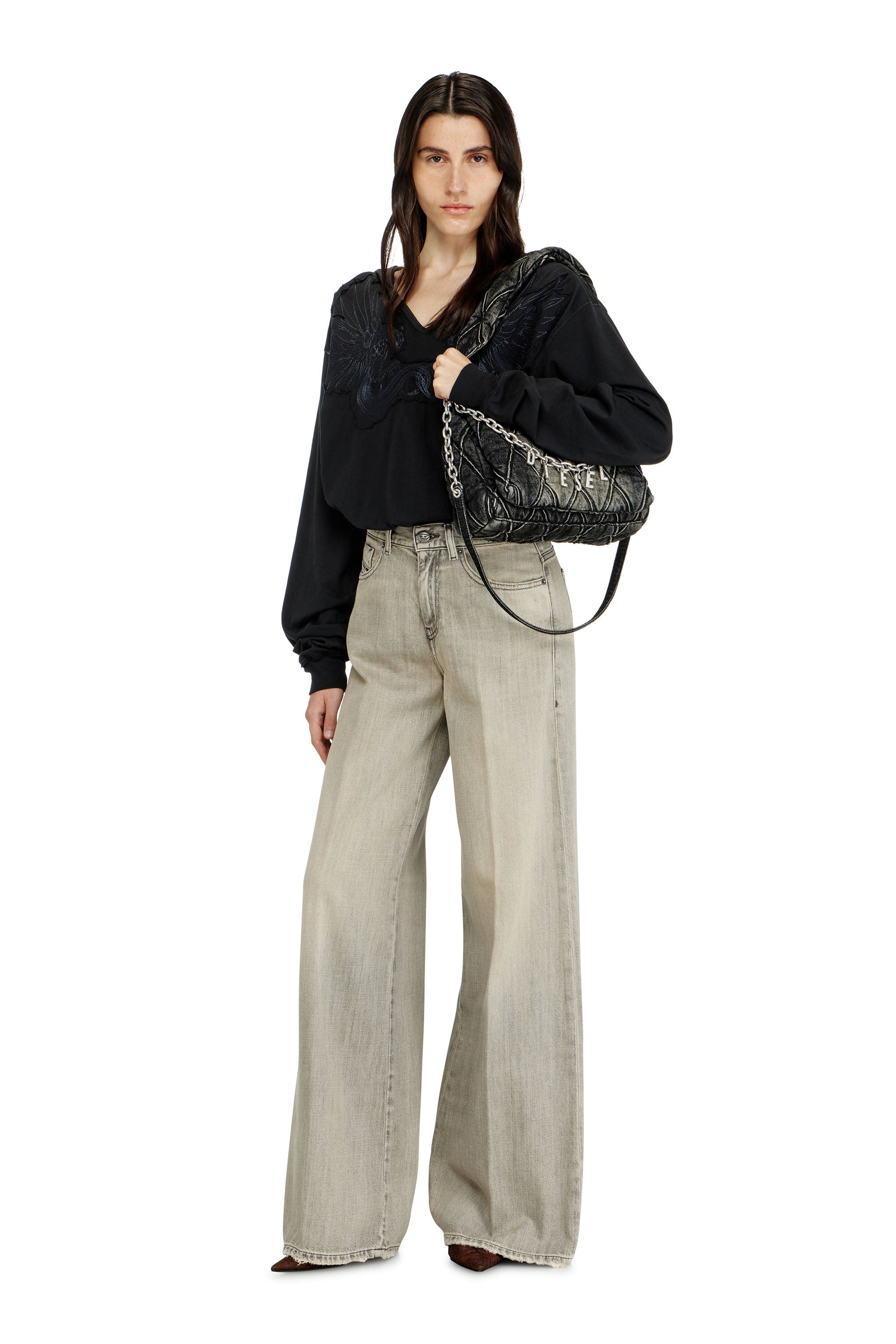 CHARM-D SHOULDER S Charm-D-Small shoulder bag in treated quilted