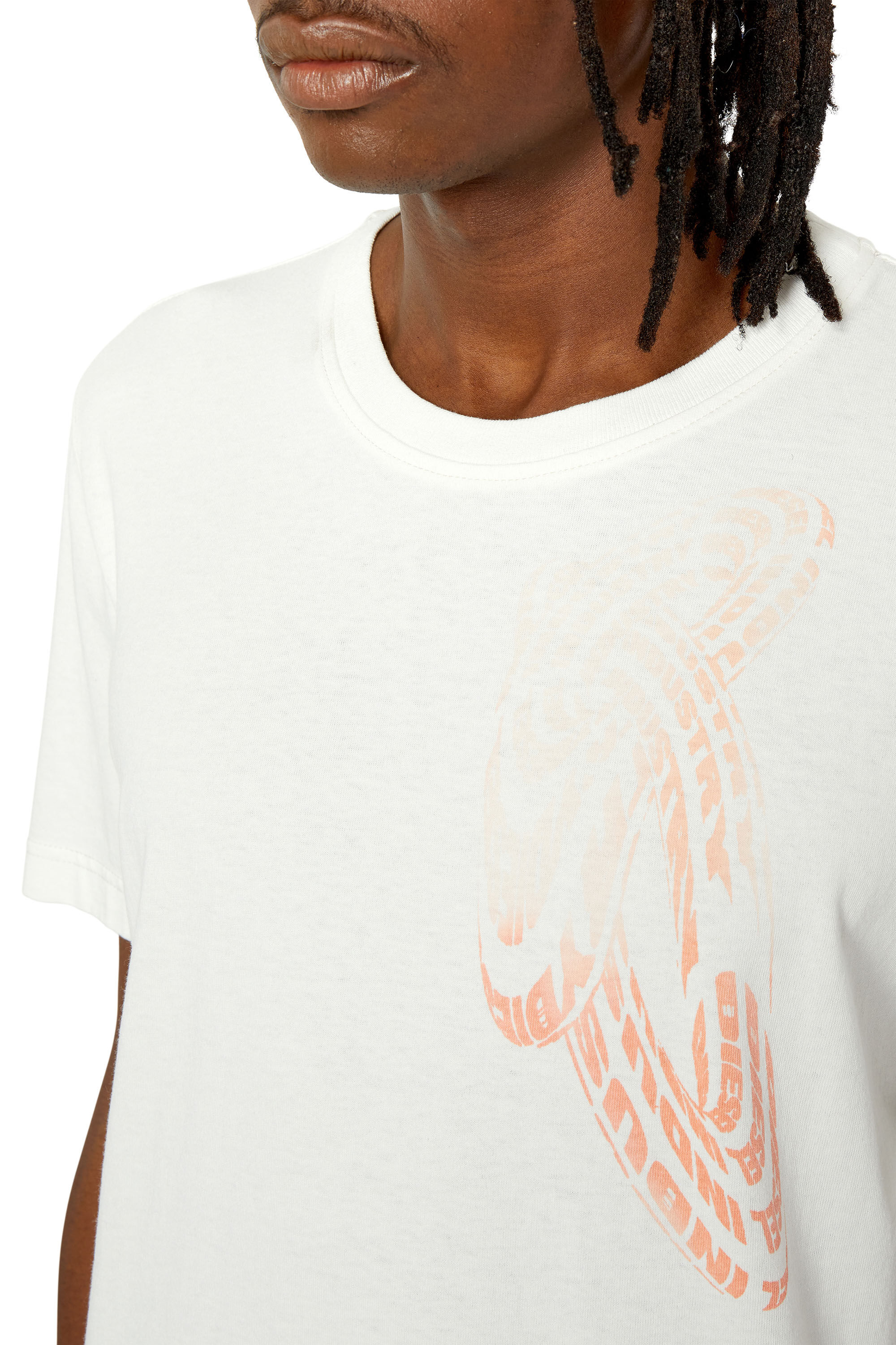 Diesel - T-DIEGOR-G3, Male's Tシャツ サーモクロミックプリント in ホワイト - 4
