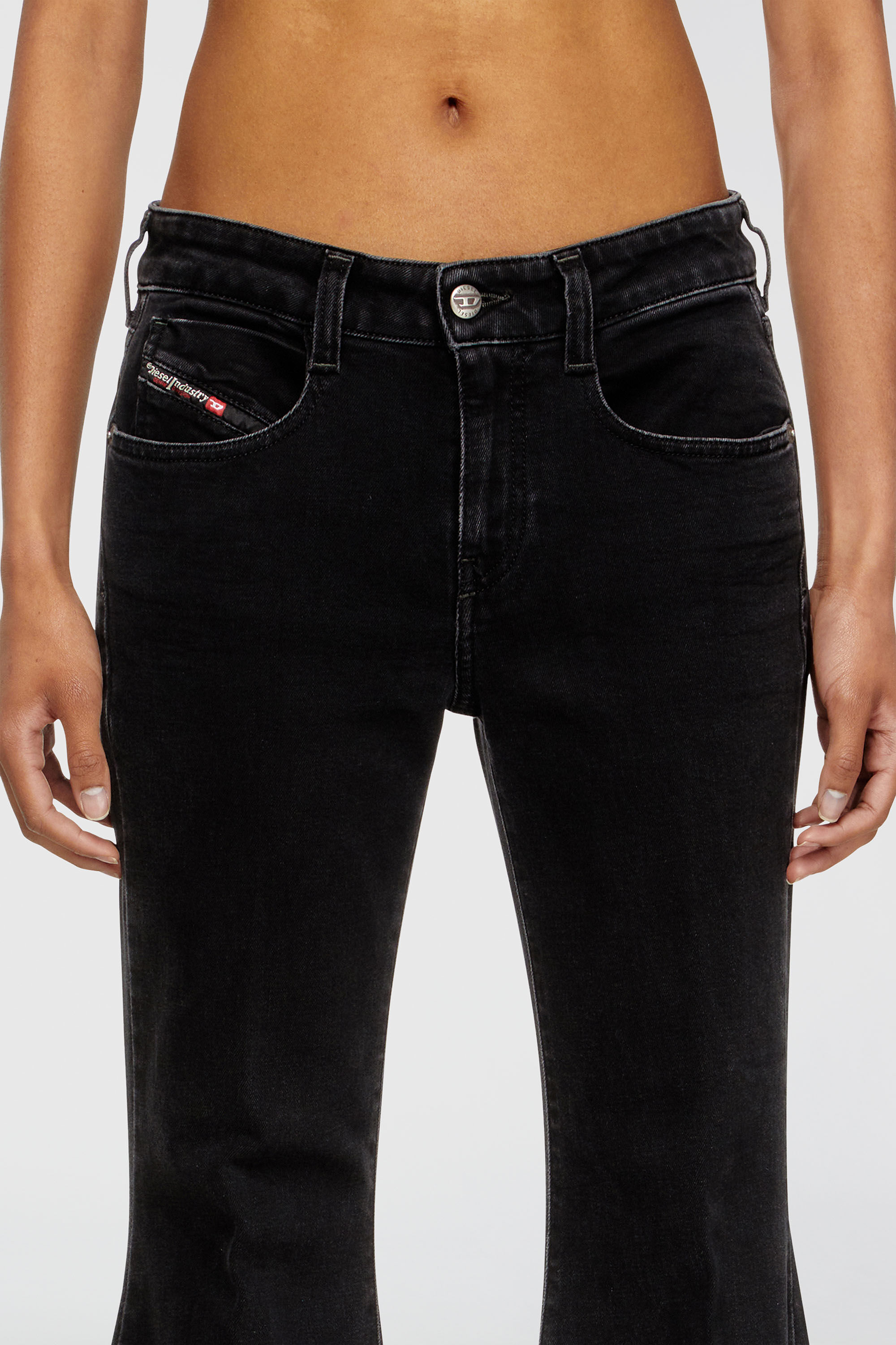 Diesel - Female's Flare Jeans 1970 D-Bleess 09M69, ブラック/ダークグレー - 5