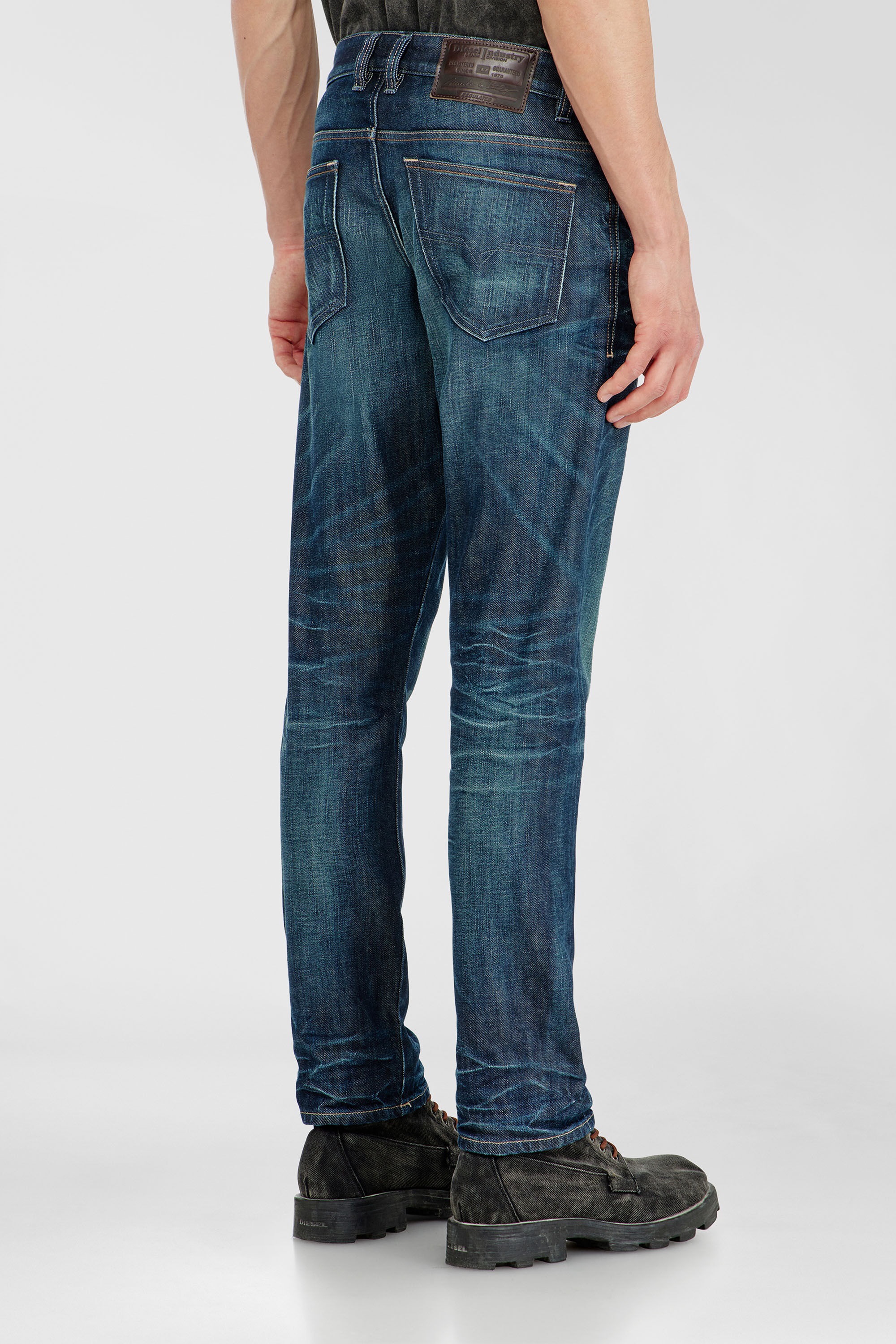 Diesel - Male's Slim Jeans 1993 D-Vyl 09Q04, ダークブルー - 5