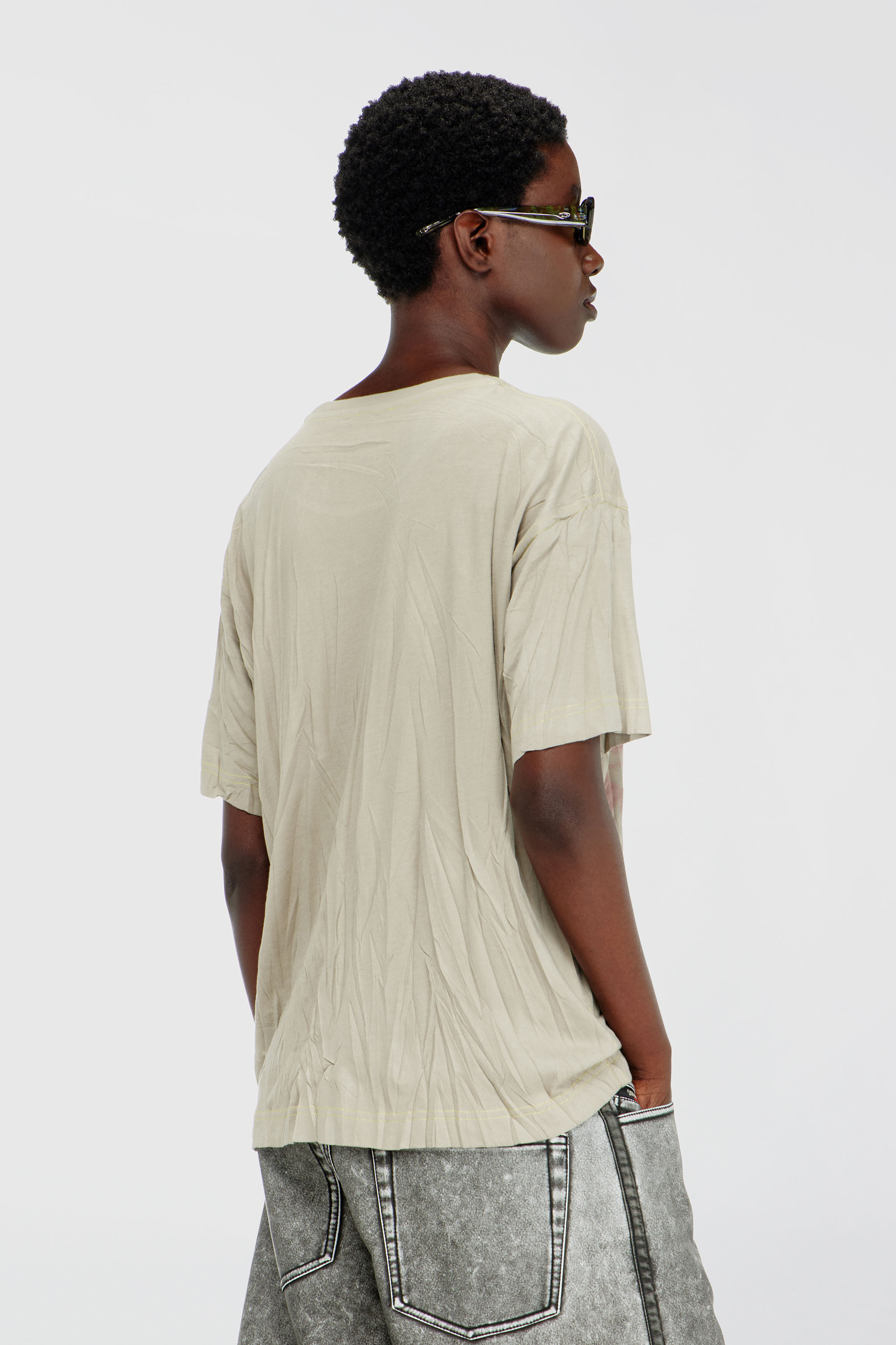 Diesel - T-NORMY-AA4, Female's Tシャツ in ベージュ/ピンク - 4