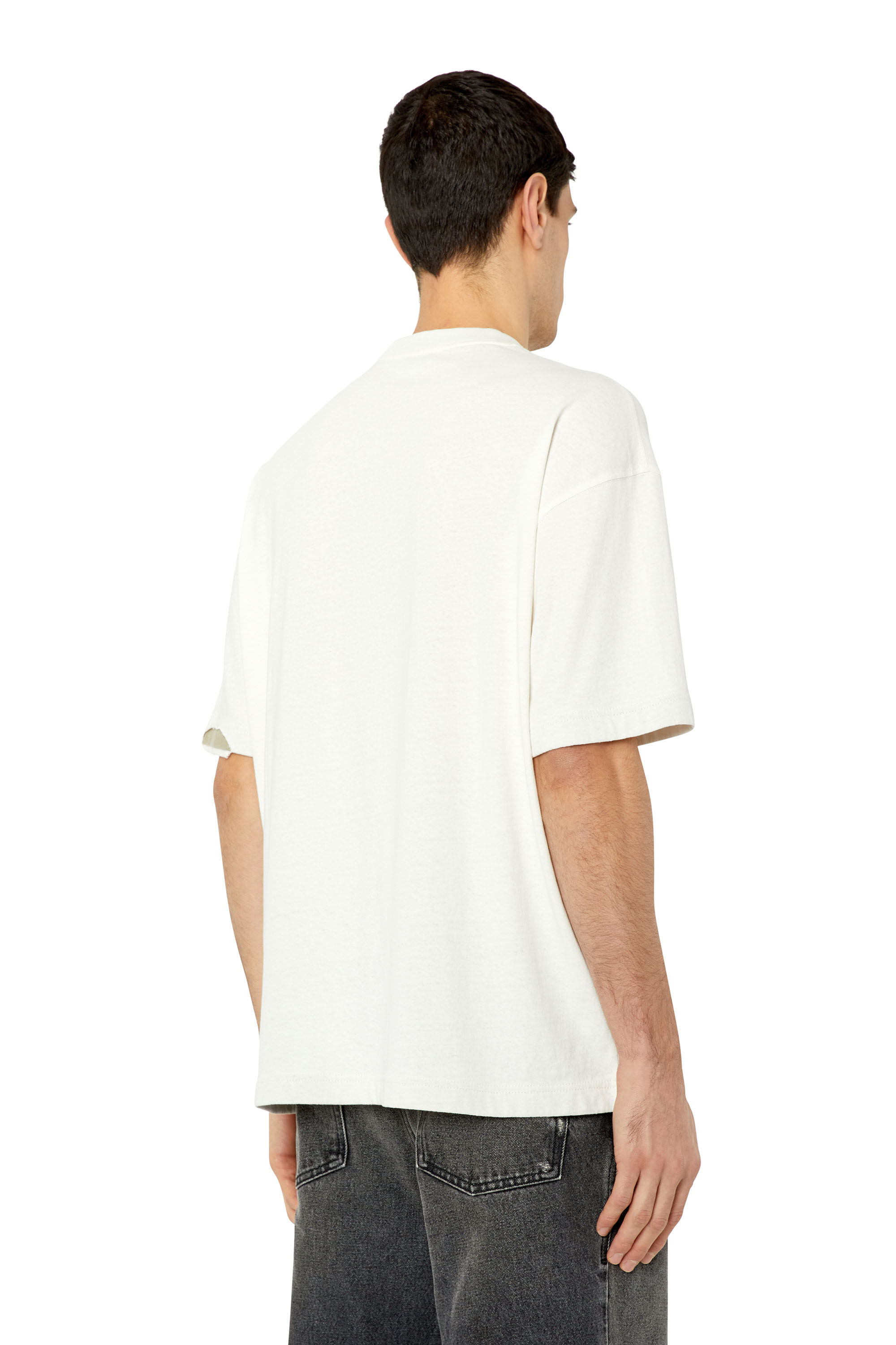 Diesel - T-WASHROT, Male's Tシャツ パッチデザイン in ホワイト - 5