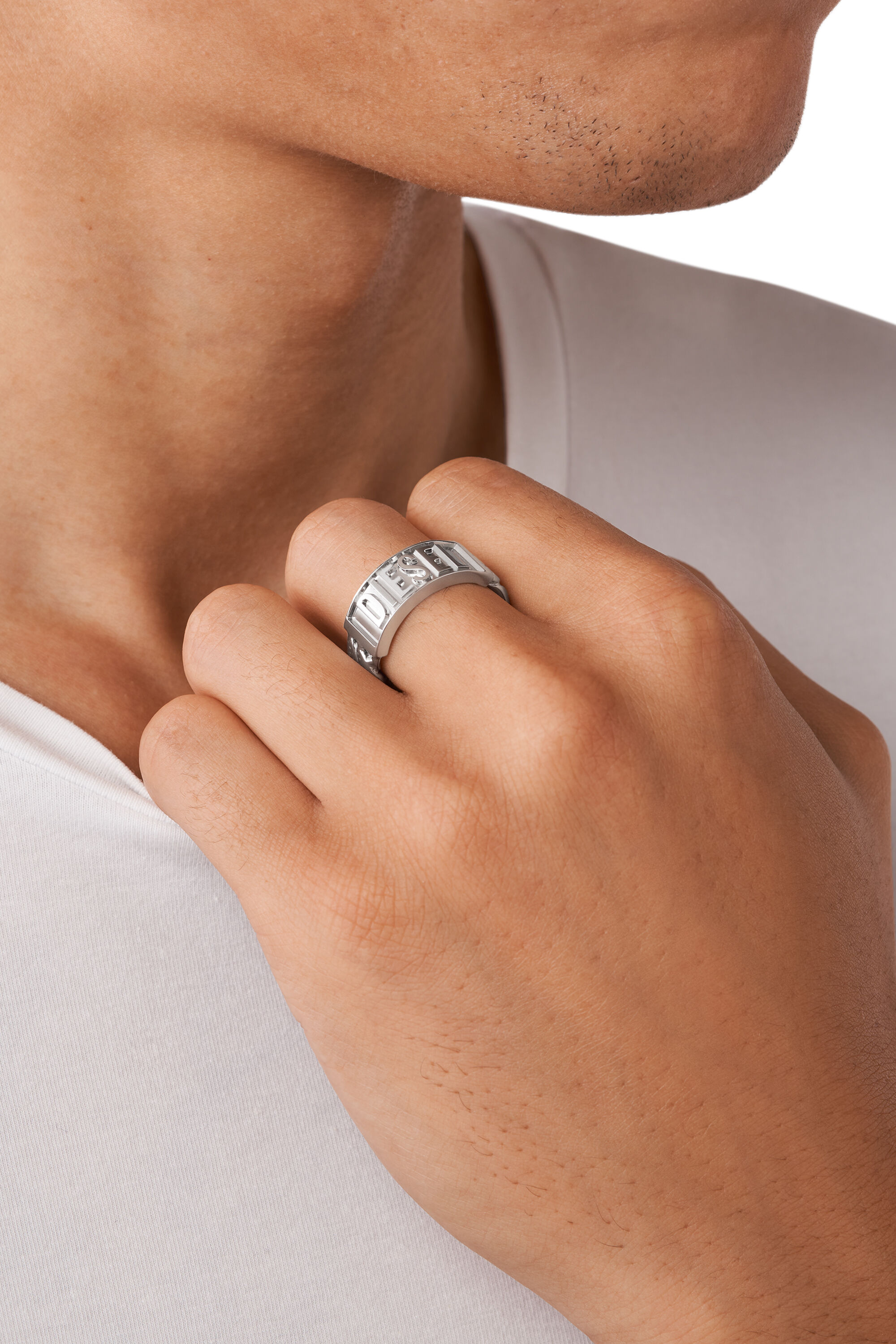 DX1347 DX134700DJW ジュエリー(MEN)|DIESEL(ディーゼル)公式 