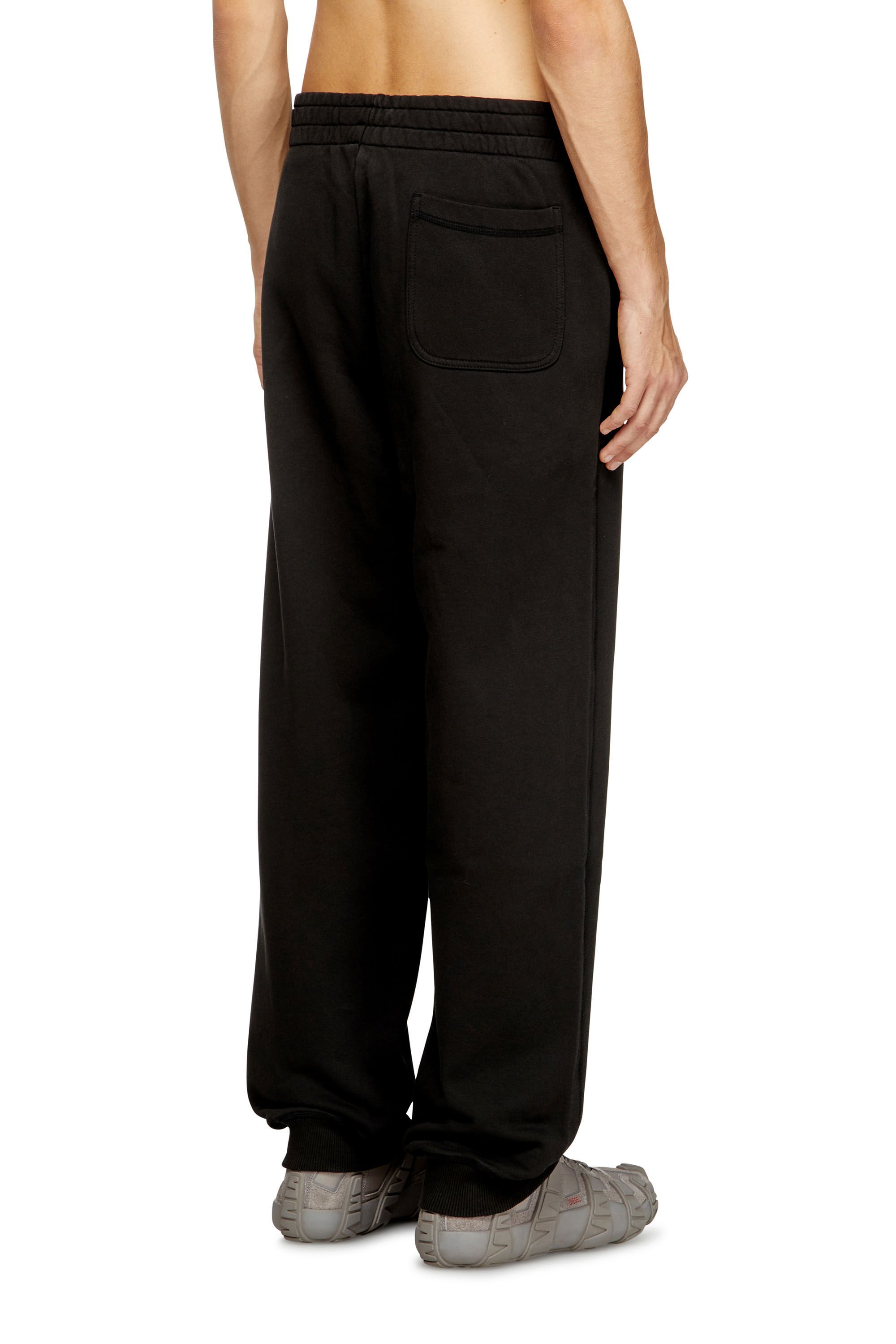 Diesel - P-MARKY-IOD, Male's Cotton sweatpants with metallic Oval D in ブラック - 2