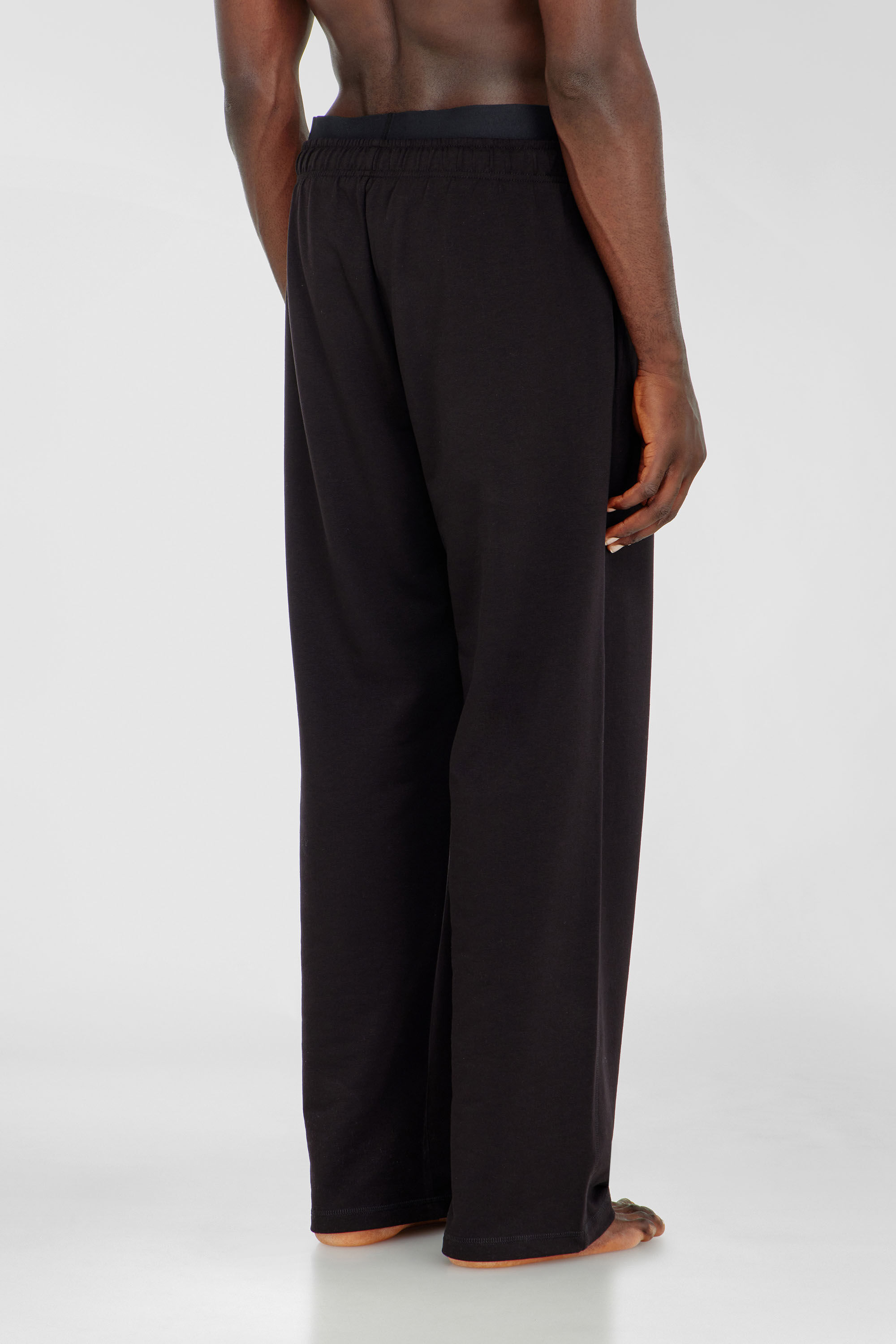 Diesel - BRADLEY-D-POP, Male's Cotton sweatpants with Diesel logo waistband in ブラック - 3