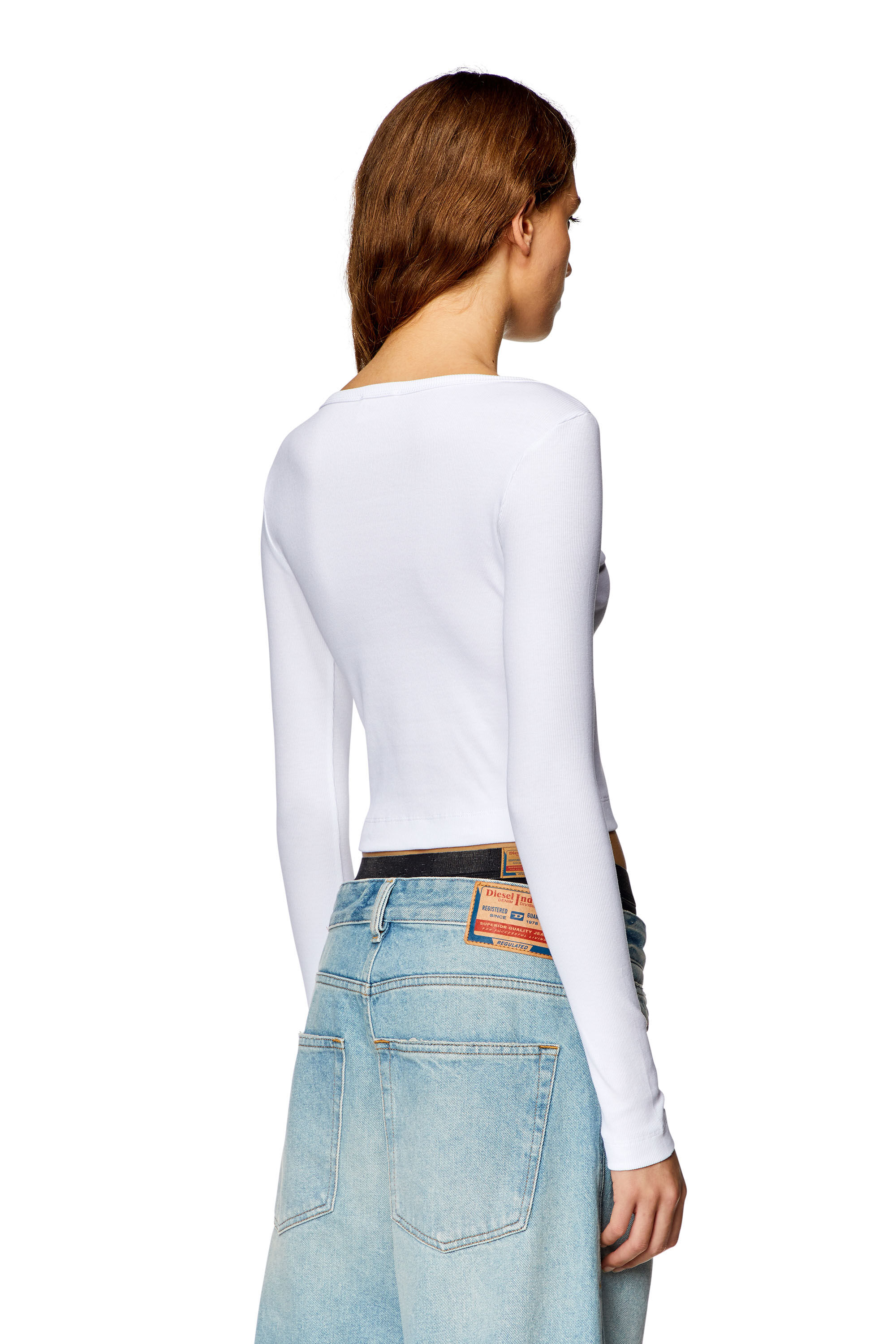 Diesel - T-BALLET-D, Female's Tシャツ 長袖 in ホワイト - 4