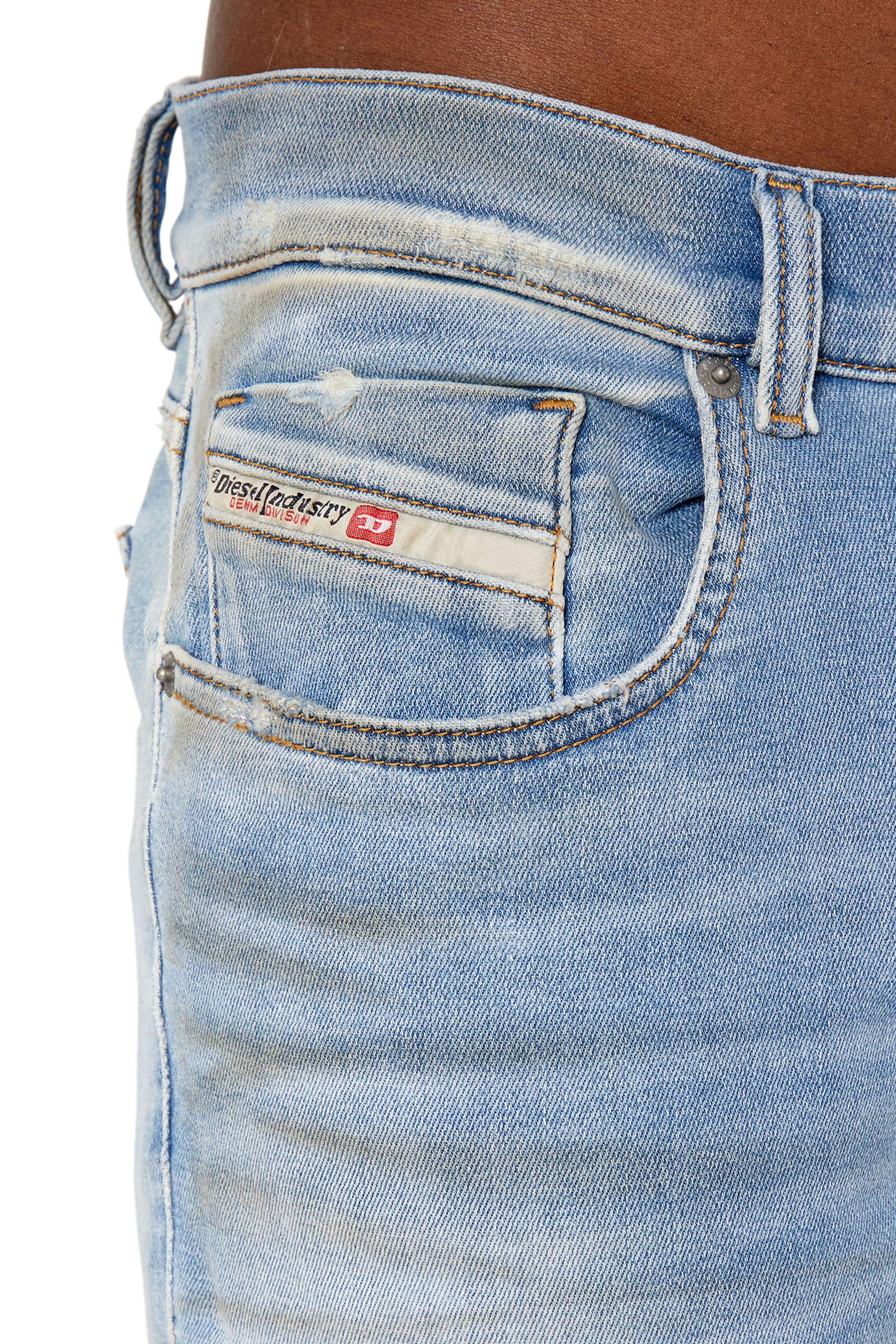 Slim D-Strukt JoggJeans® 068CW