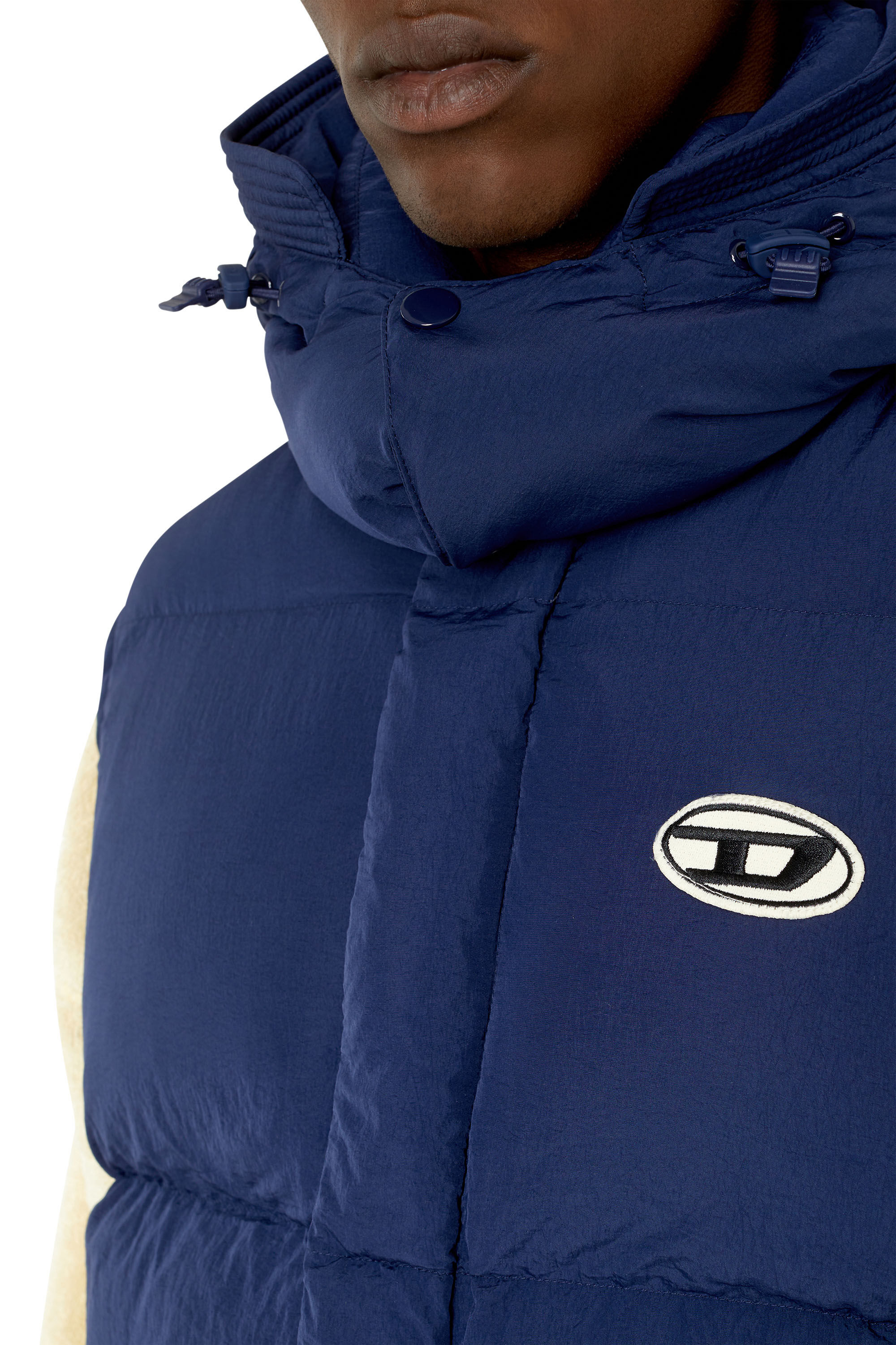 洗練されたデザイン　 DIESEL W-ROLF-FD-NW JACKET