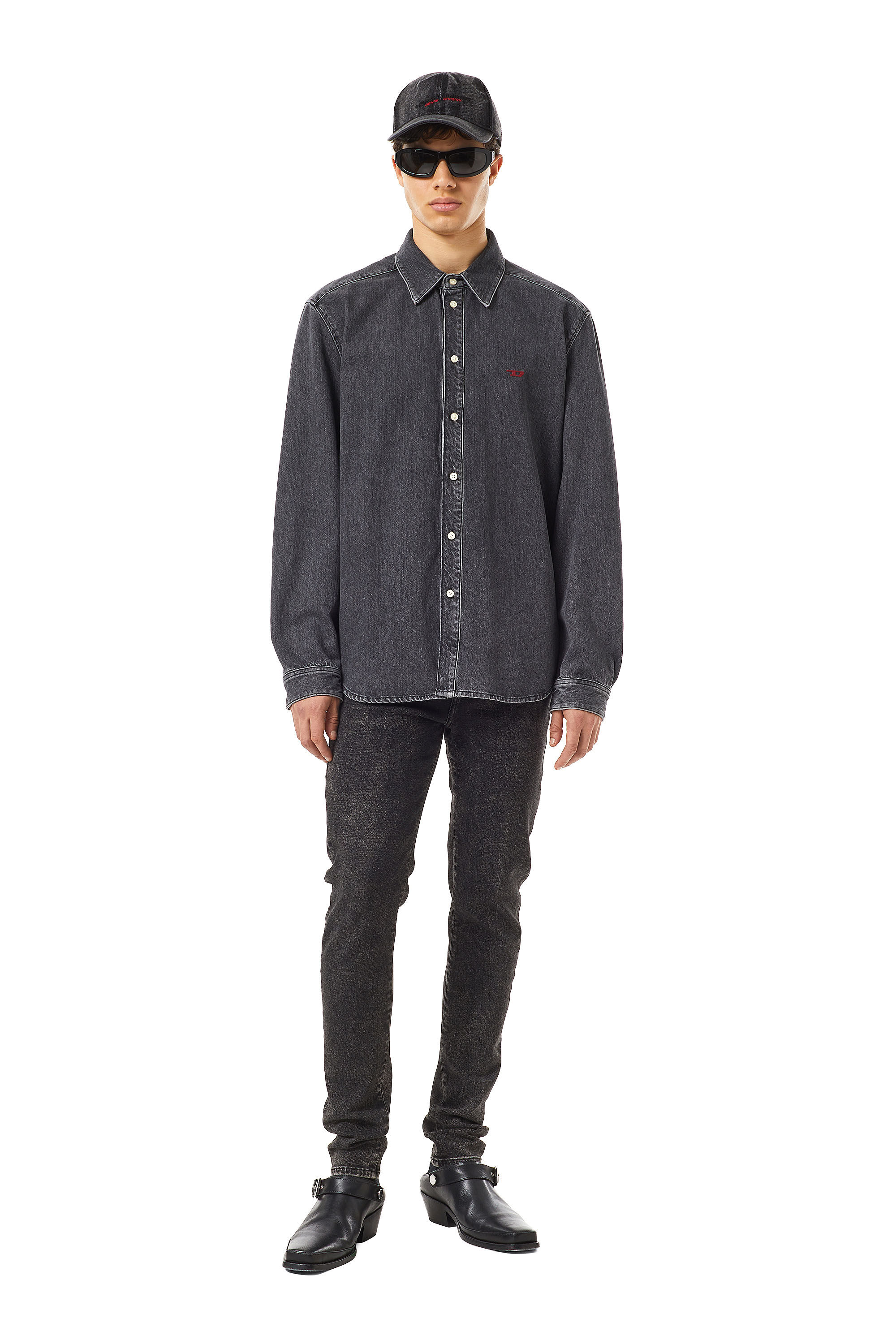 Diesel - D-SIMPLY BASIC SHIRT, Male's Shirt in denim in ブラック/ダークグレー - 1