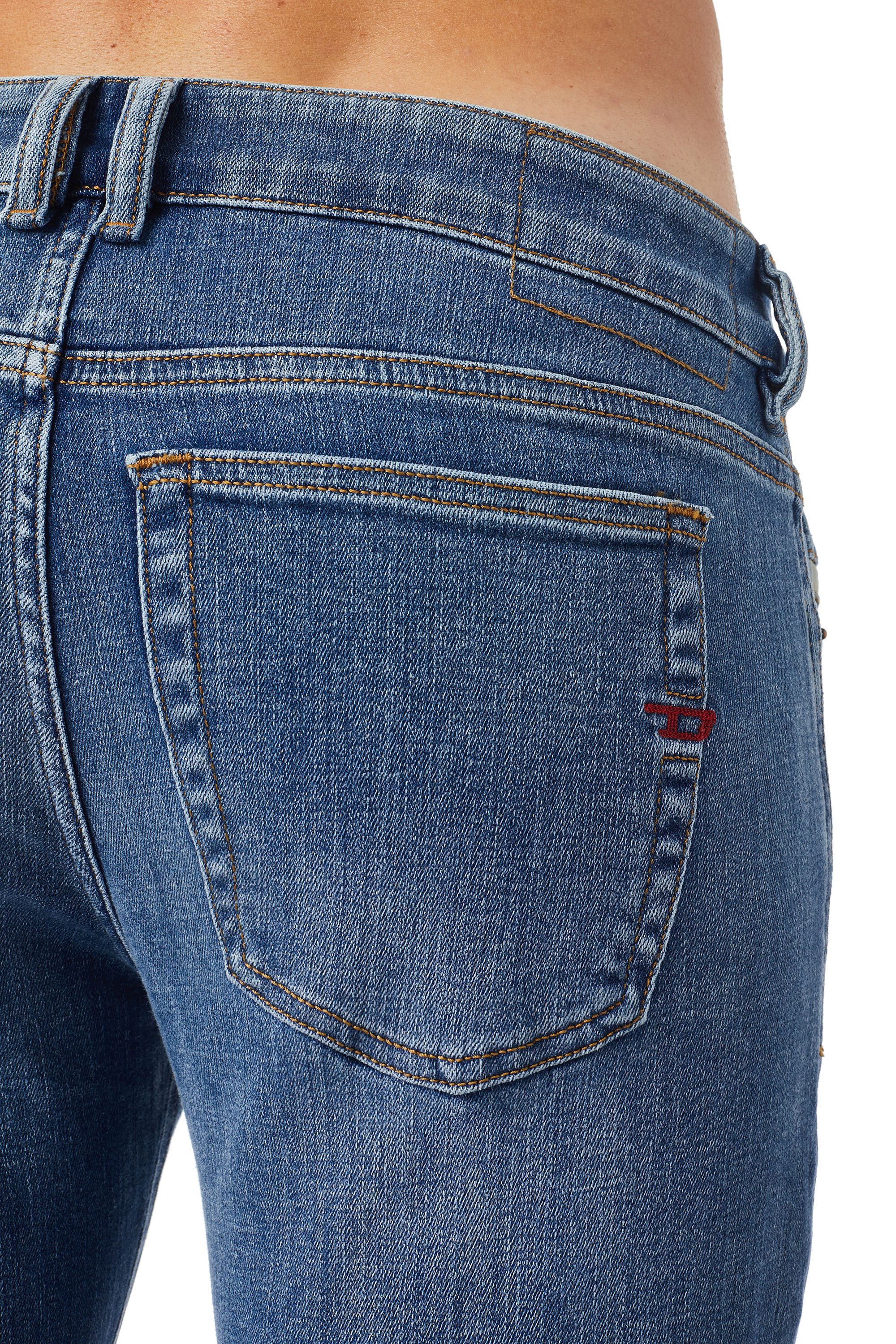 1979 SLEENKER 09C01（MEN）: スキニーデニム ｜ディーゼル（DIESEL 