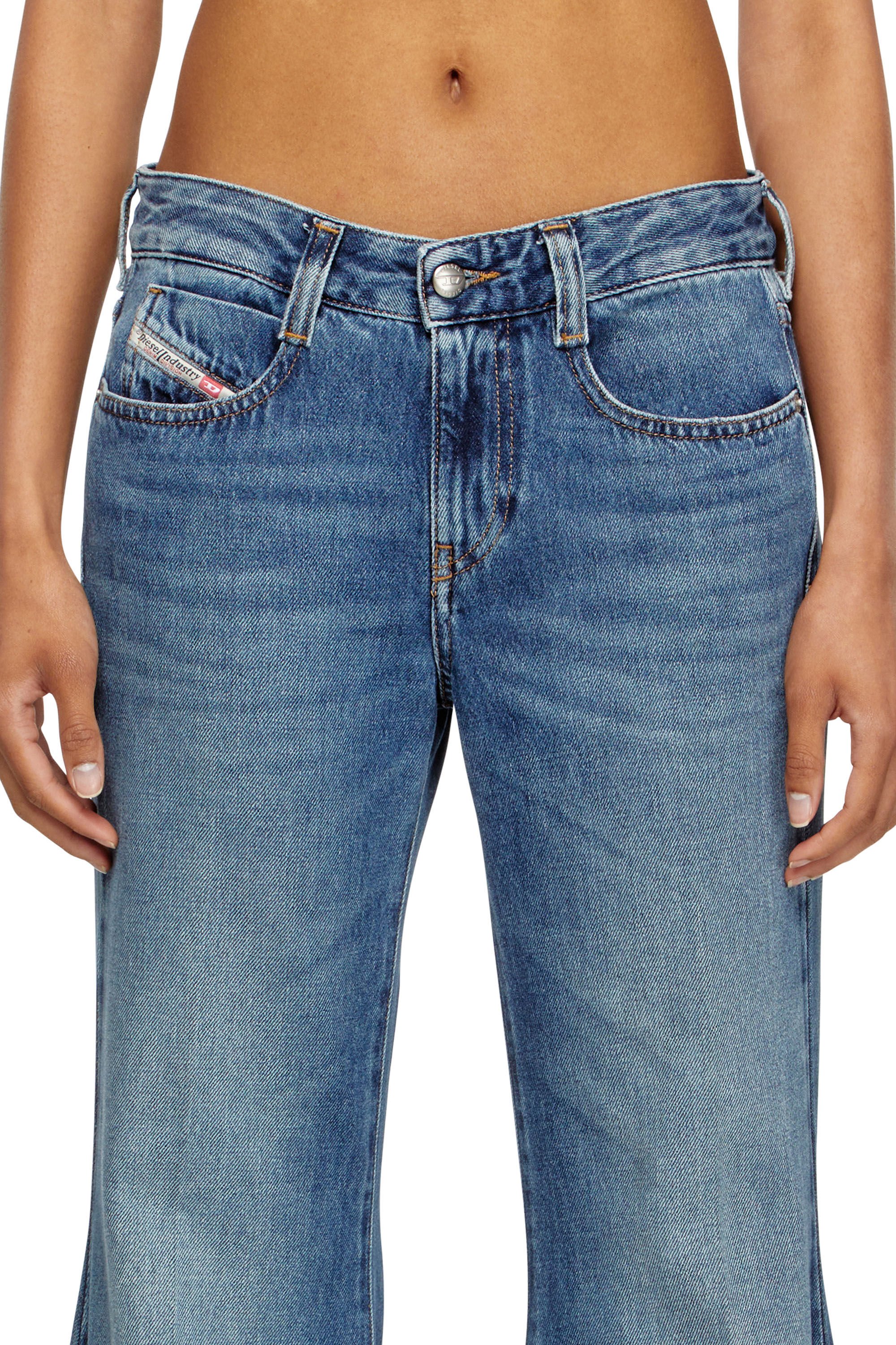 Diesel - Female's Flare Jeans 1970 D-Bleess 09M56, ミディアムブルー - 5