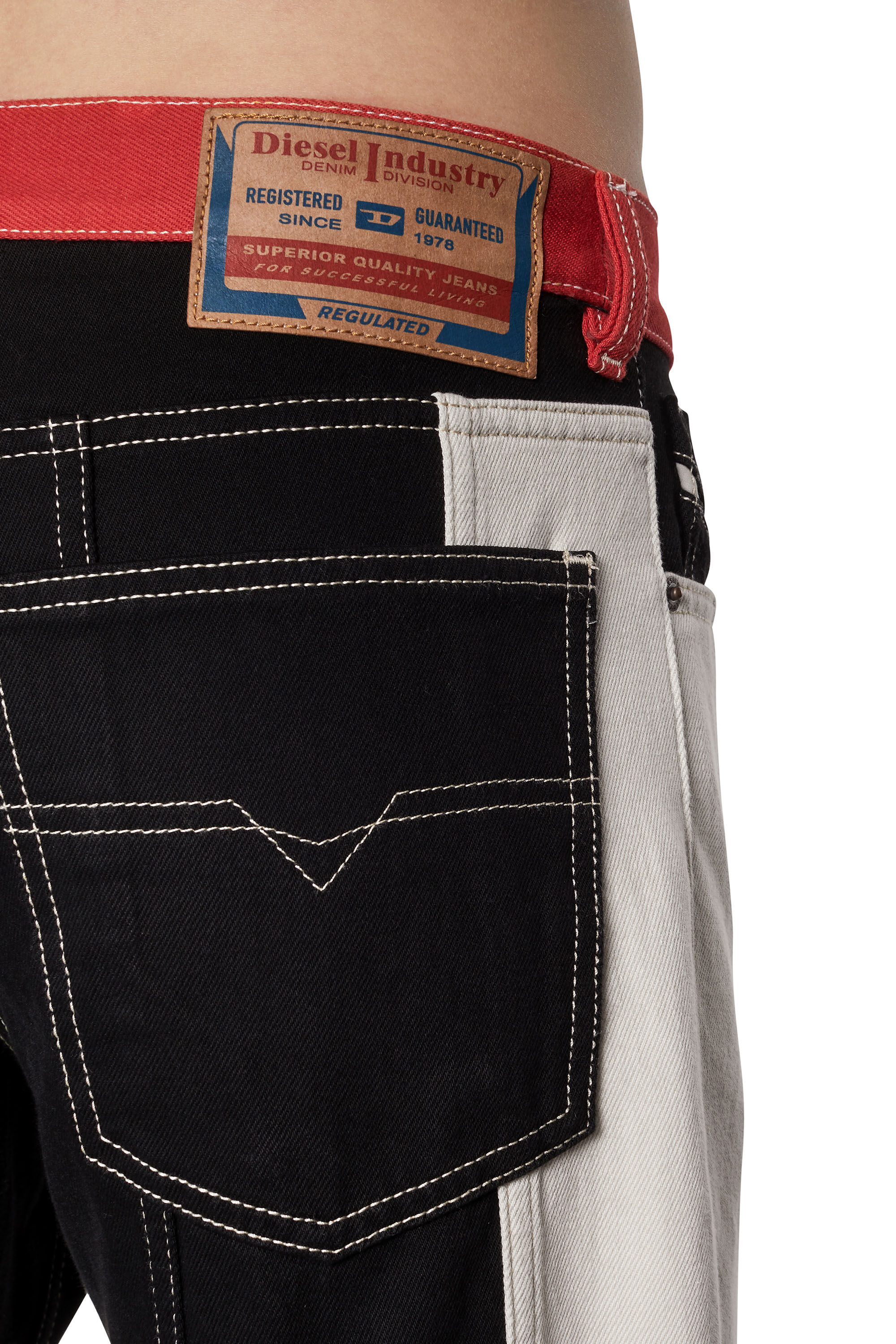 Diesel - 1995 D-Sark 0EIAR Straight Jeans, 9XX - Image 4