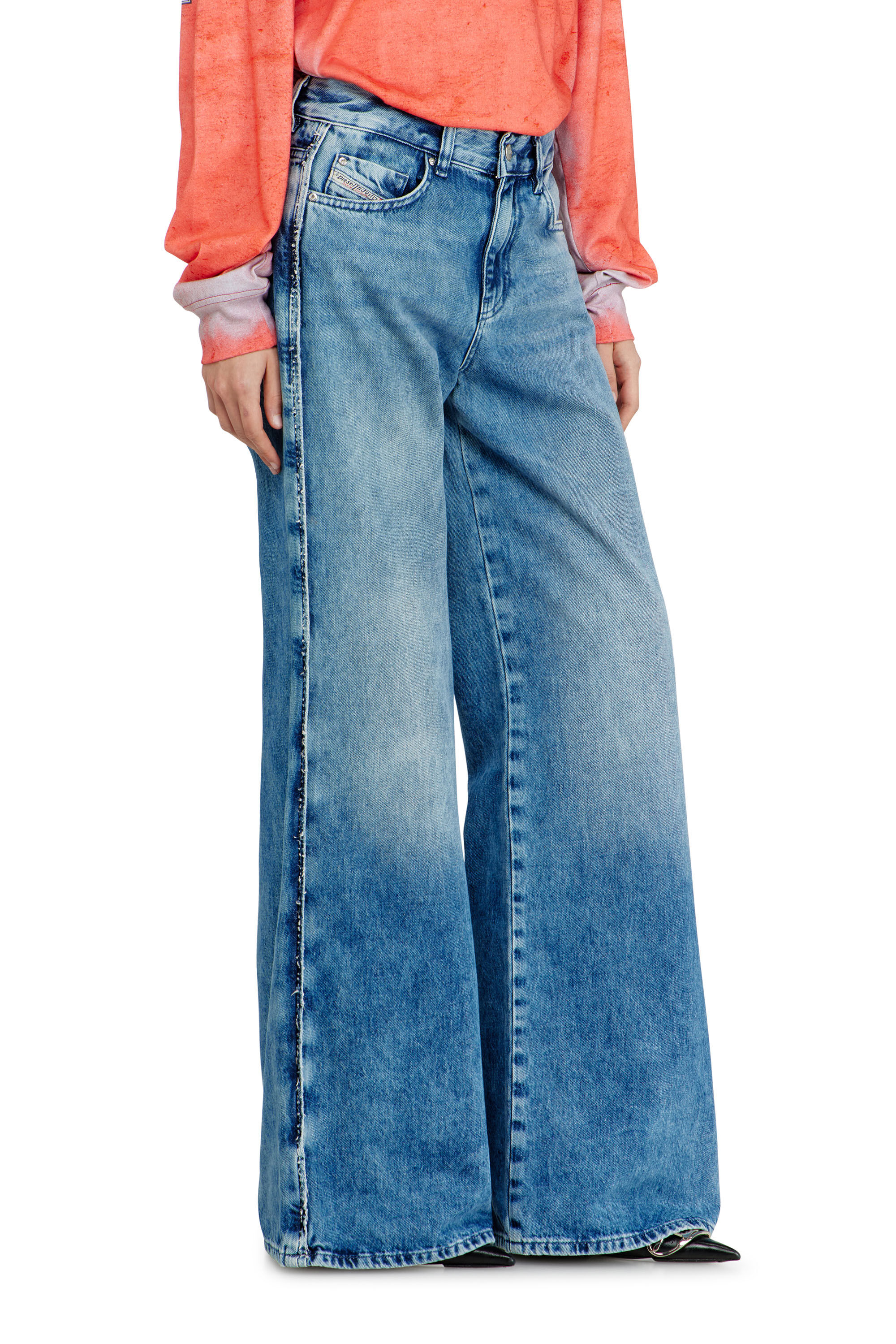 Diesel - Female's Flare Jeans 1978 D-Akemi 0ADCJ, null - 7
