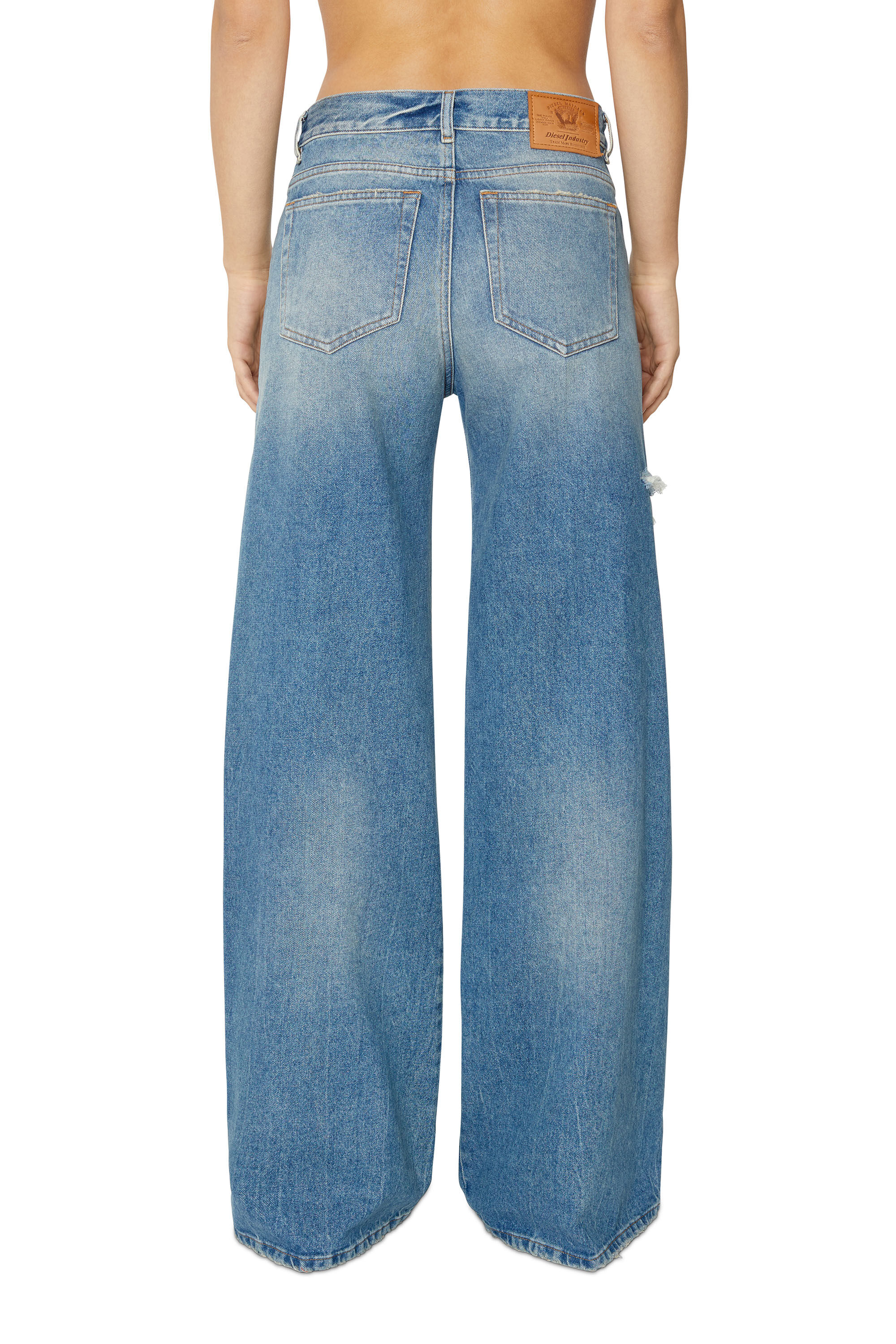 Diesel - Bootcut and Flare Jeans 1978 D-Akemi 09D97, ライトブルー - Image 5