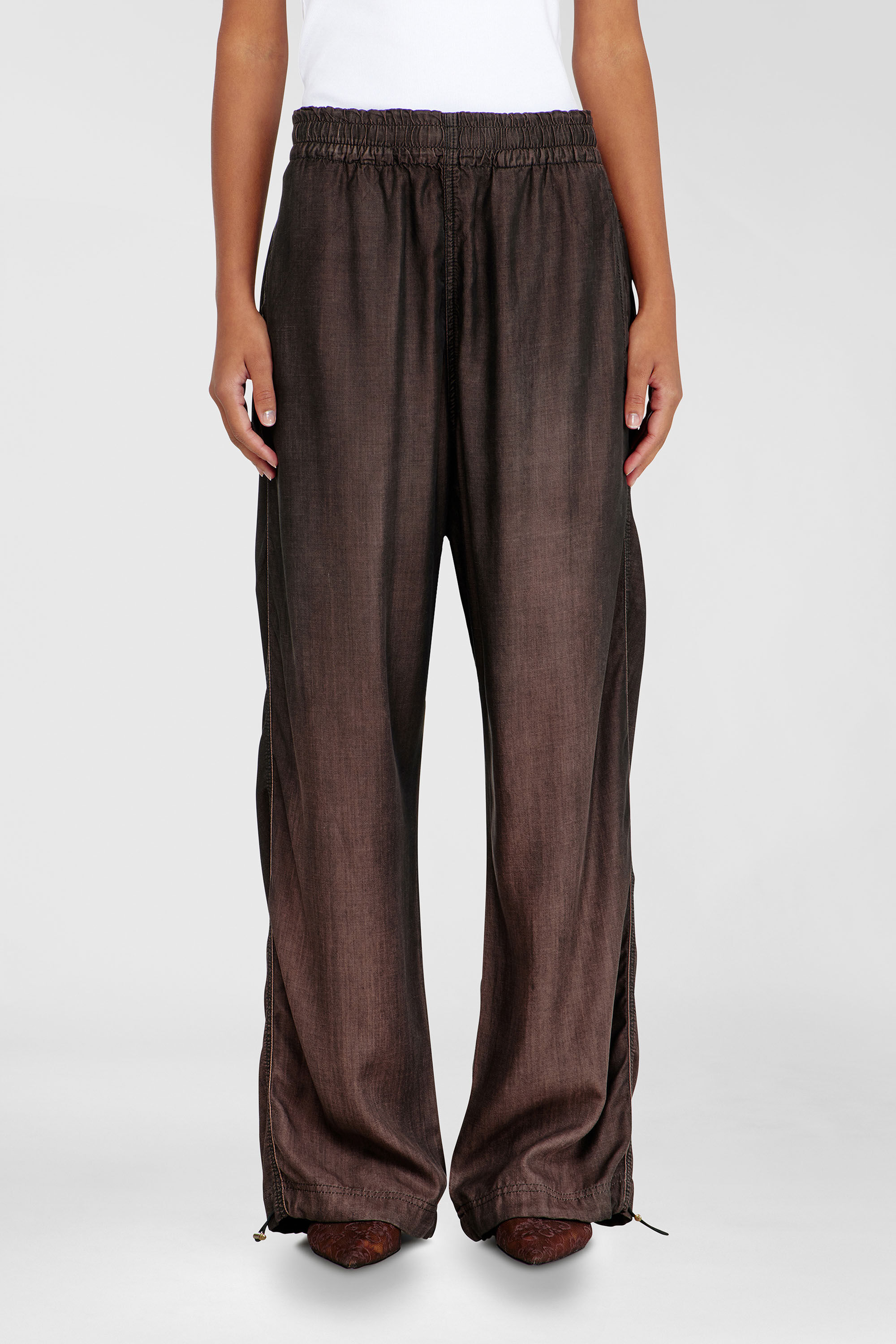 Diesel - Unisex's Relaxed Jeans D-Roder 068YF, ダークブラウン - 4