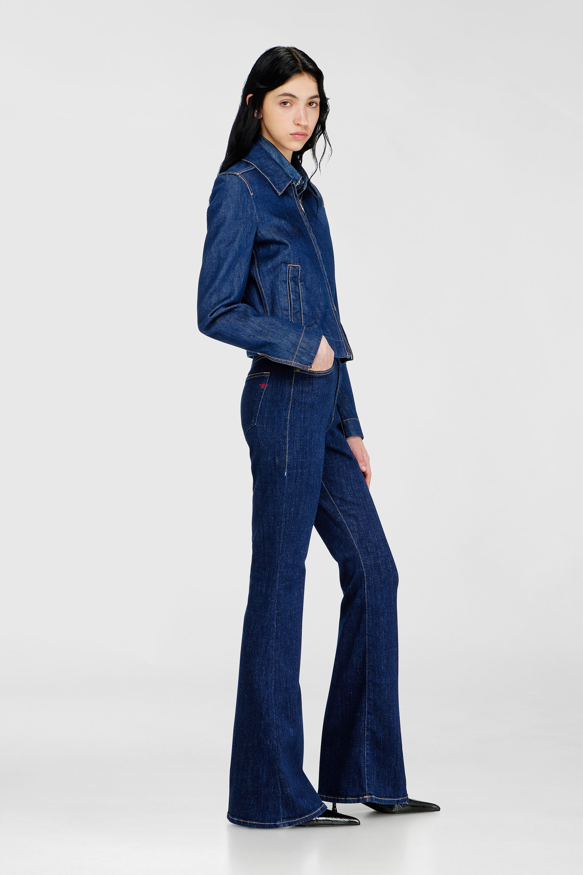 Diesel - Female's Bootcut Jeans 1973 D-Partt 09Q03, ダークブルー - 2