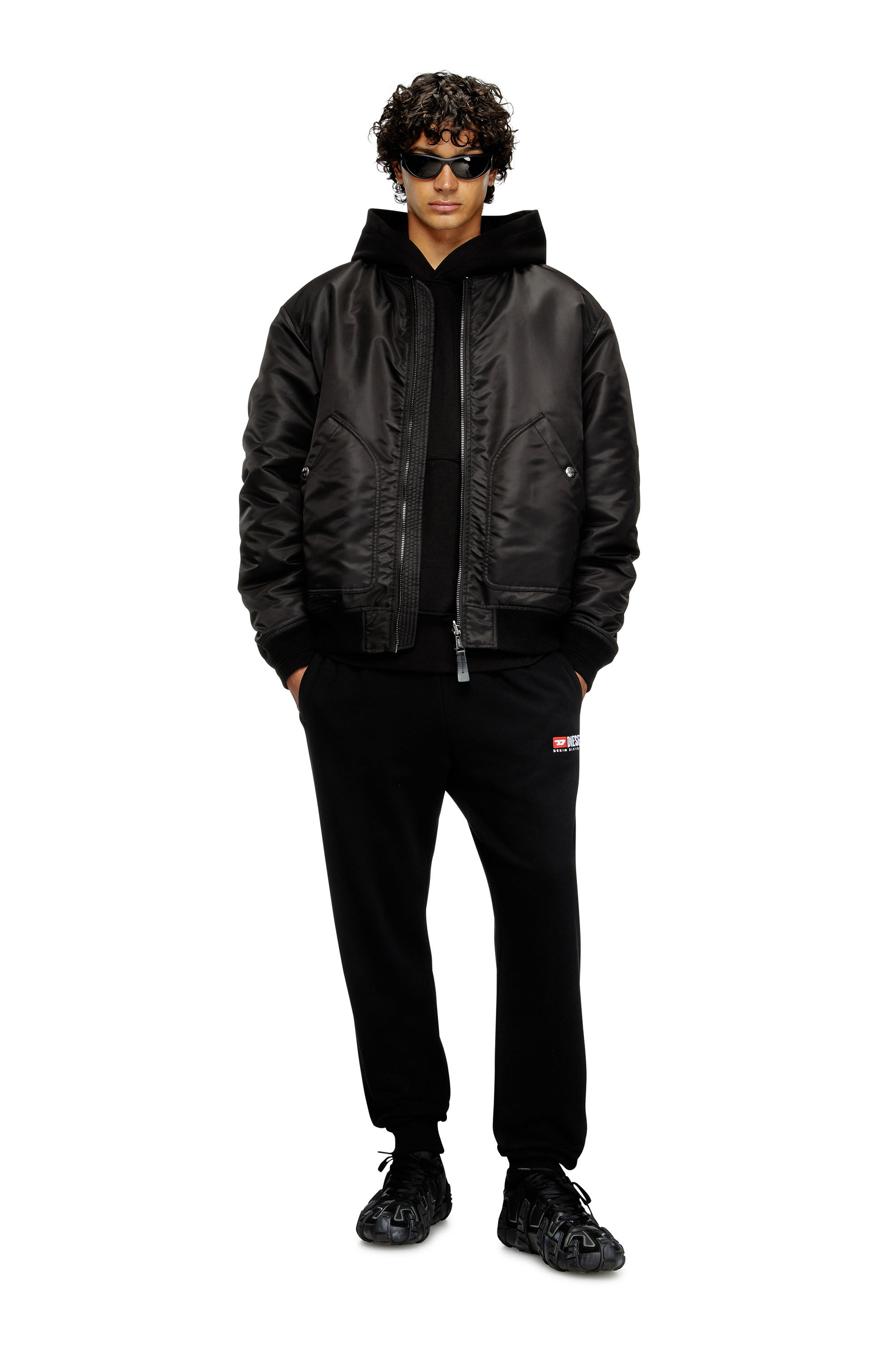 Diesel - P-TARY-DIV, Male's スウェットパンツ パンツ ロゴ in ブラック - 4