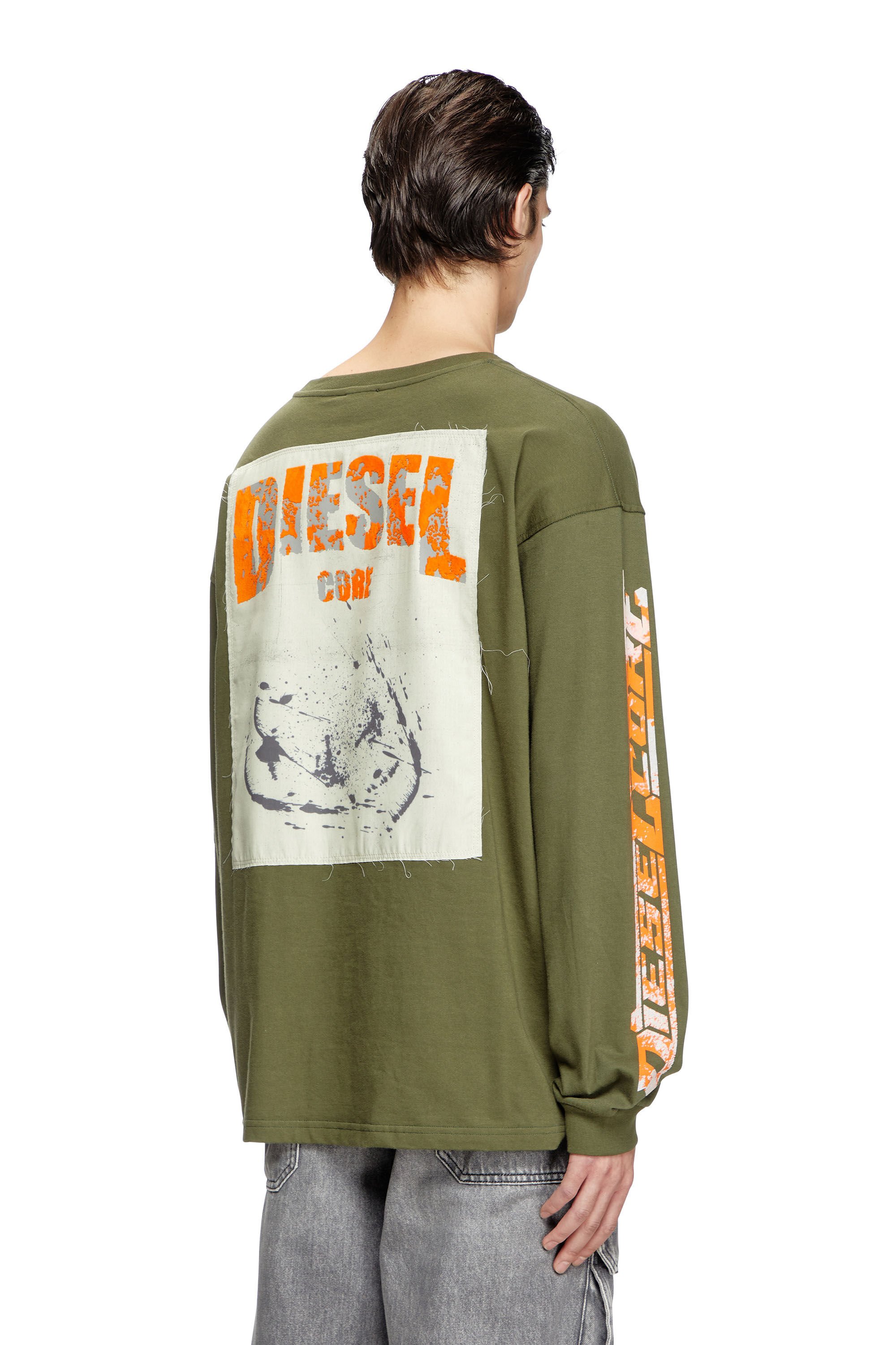 日本全国送料無料商品人気ランキング T-BOXT-LS-SLITS-R5 Long-sleeve T-shirt with graphic patches トップス