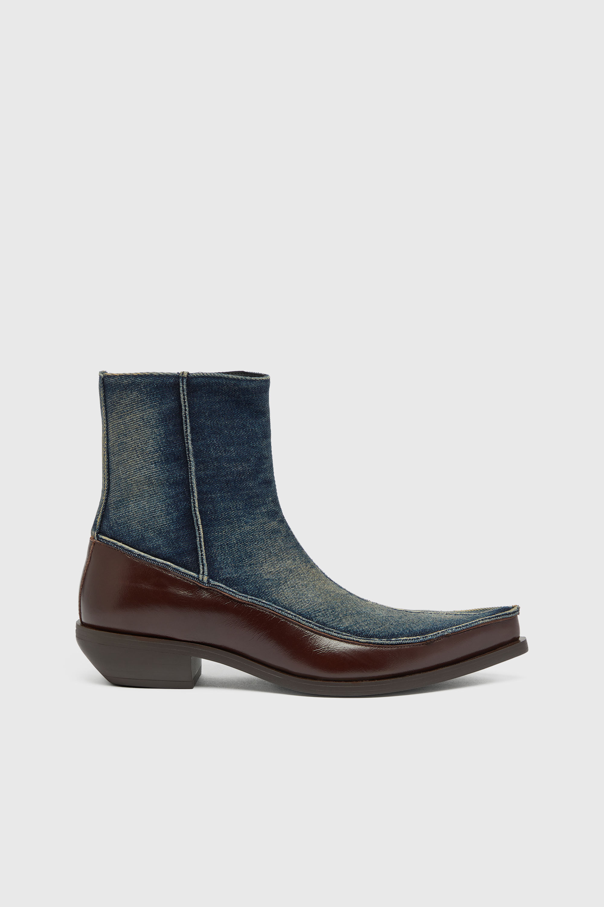 Diesel - D-FRIDO-30-TR, Male's D-Frido-Western ankle boots in leather and denim in null - 1